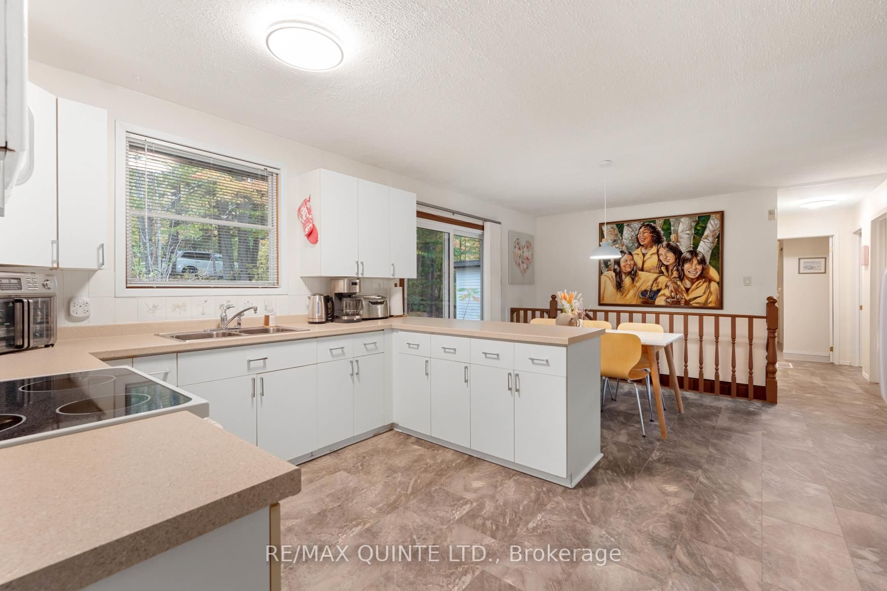 538 Skene Road Property Photo 11