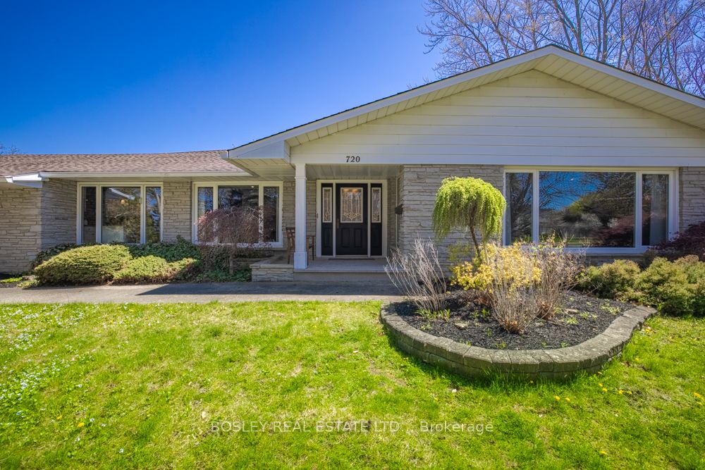 720 Lake Street Property Photo 4