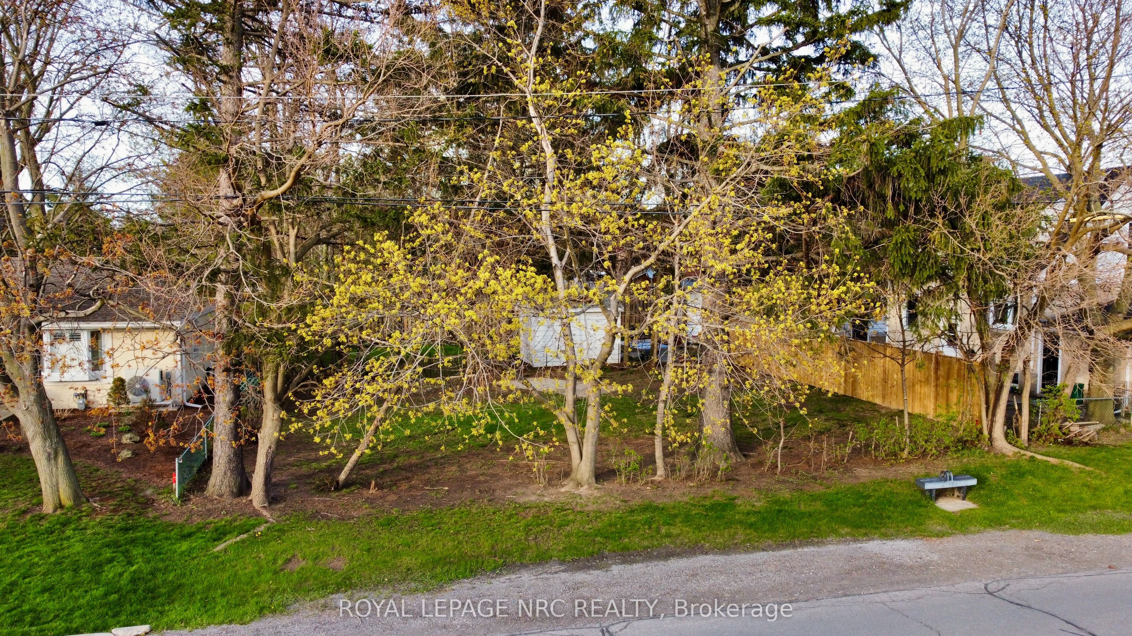 2a Corbett Avenue Property Photo 2