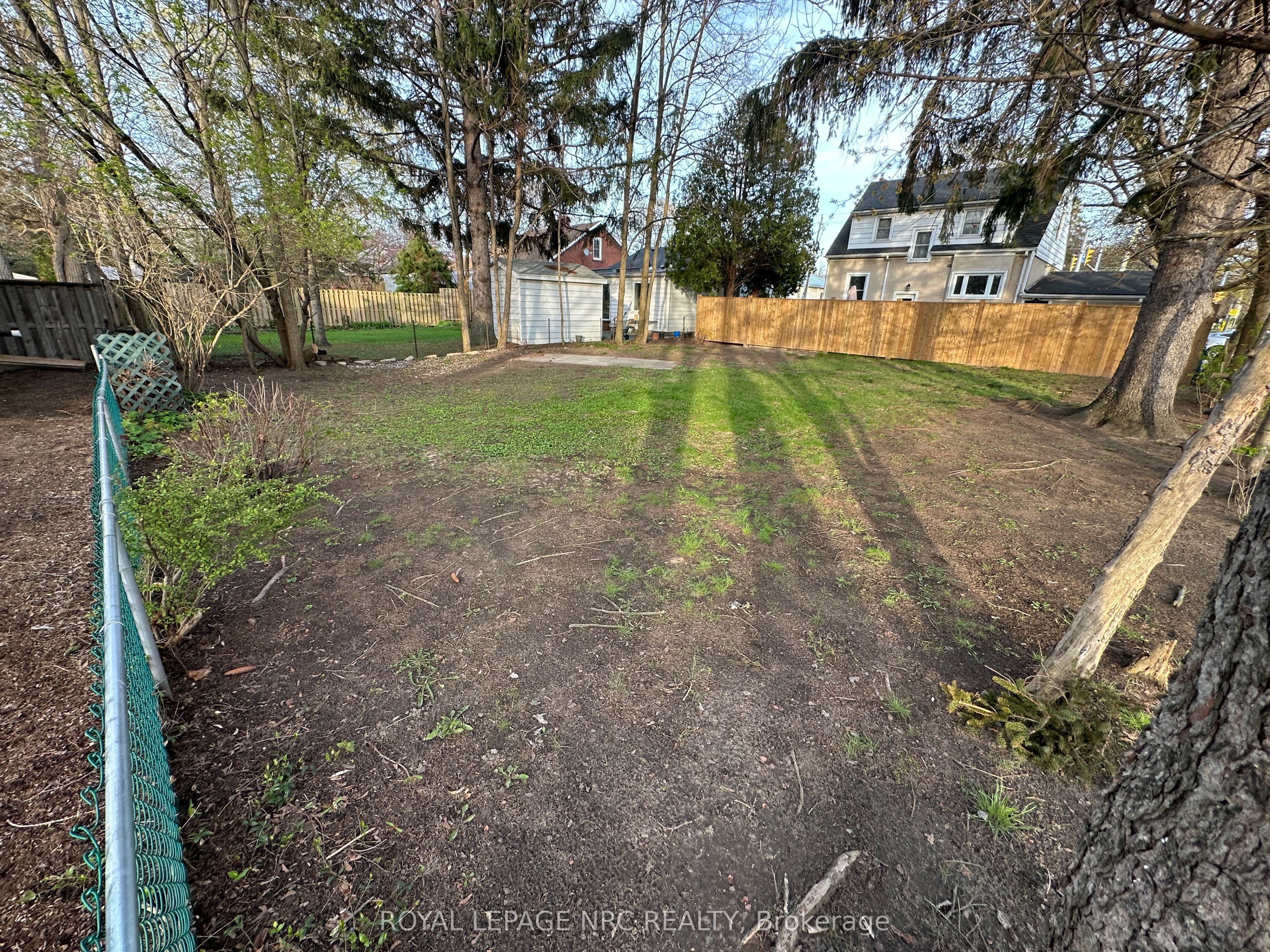 2a Corbett Avenue Property Photo 3