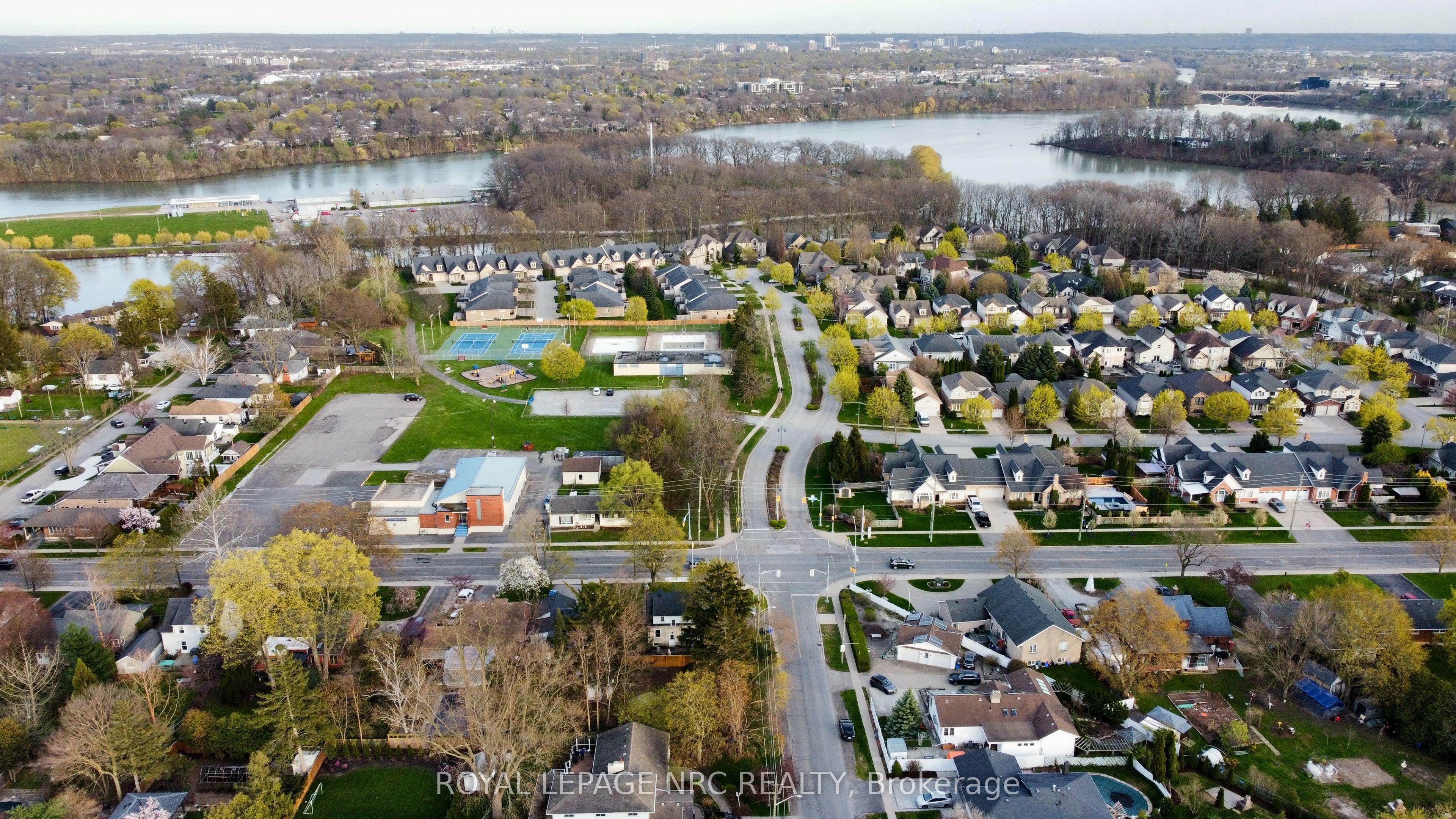 2a Corbett Avenue Property Photo 10