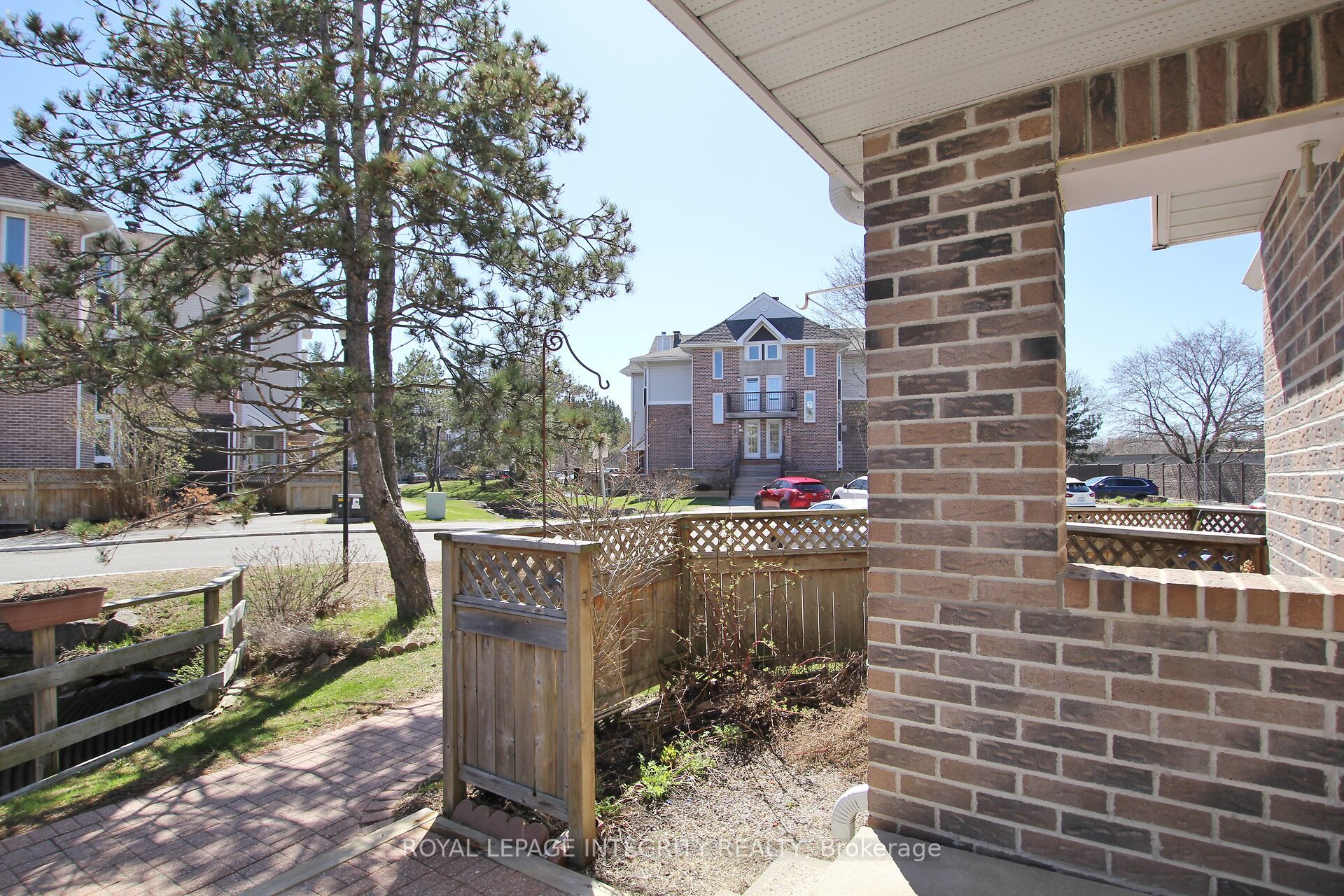 3 Stonebank Crescent 10 Property Photo 5