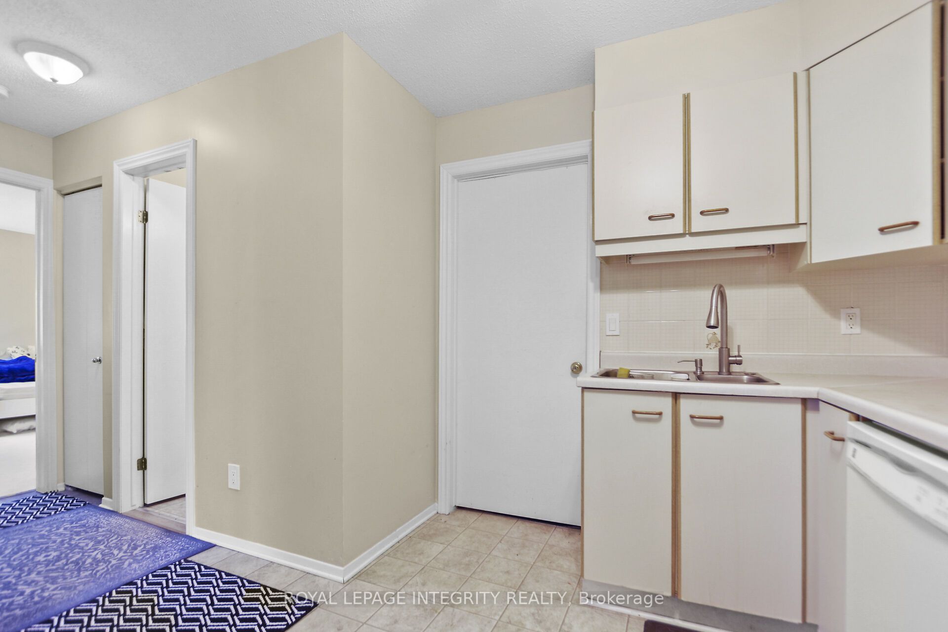 3 Stonebank Crescent 10 Property Photo 20