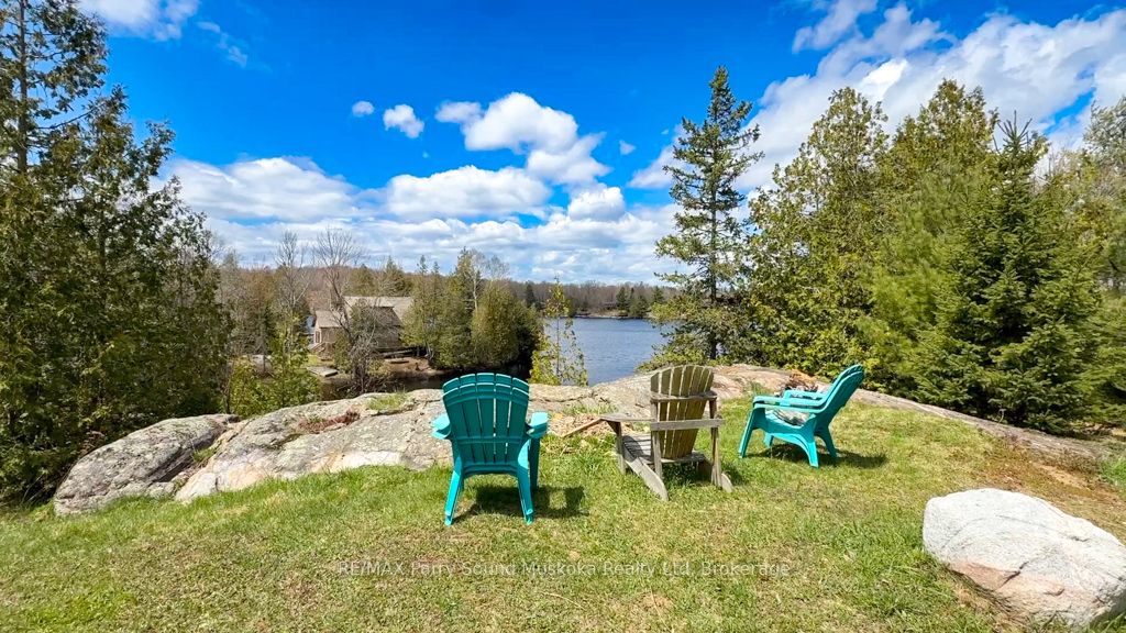 43 Bears Paw W Property Photo 6