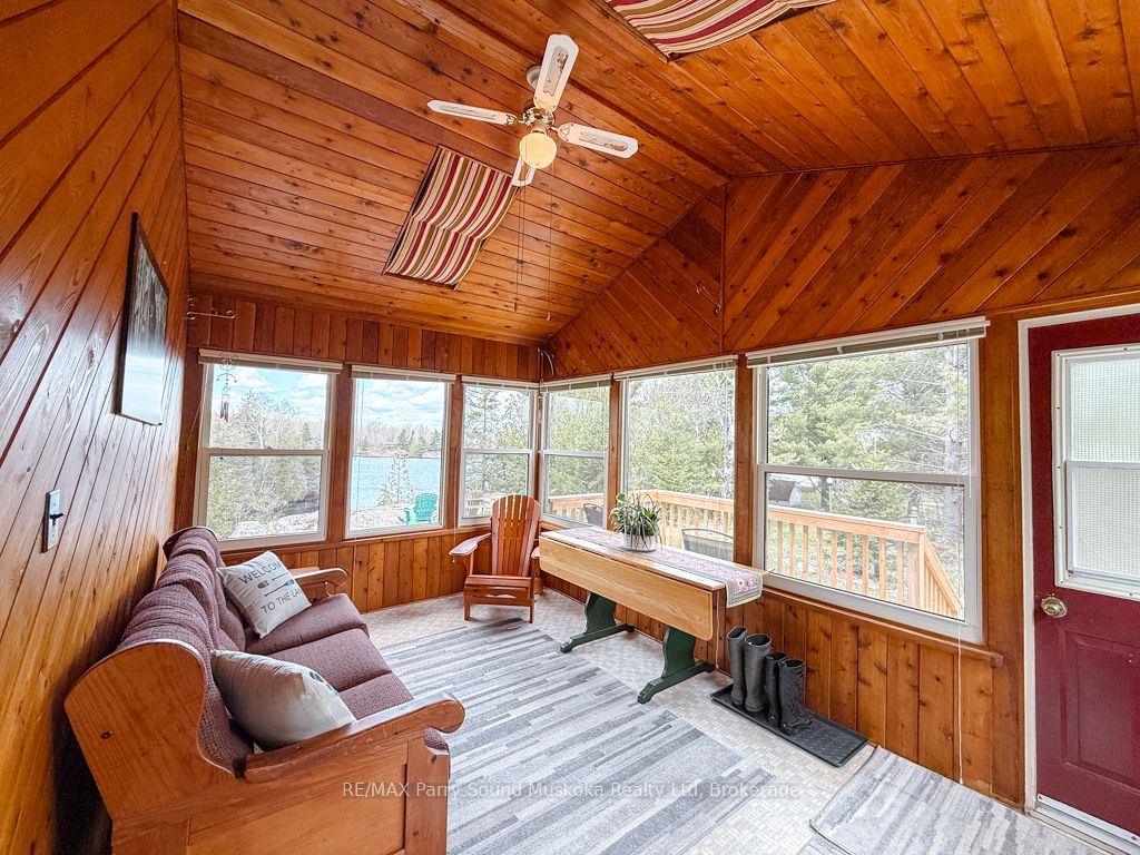 43 Bears Paw W Property Photo 9