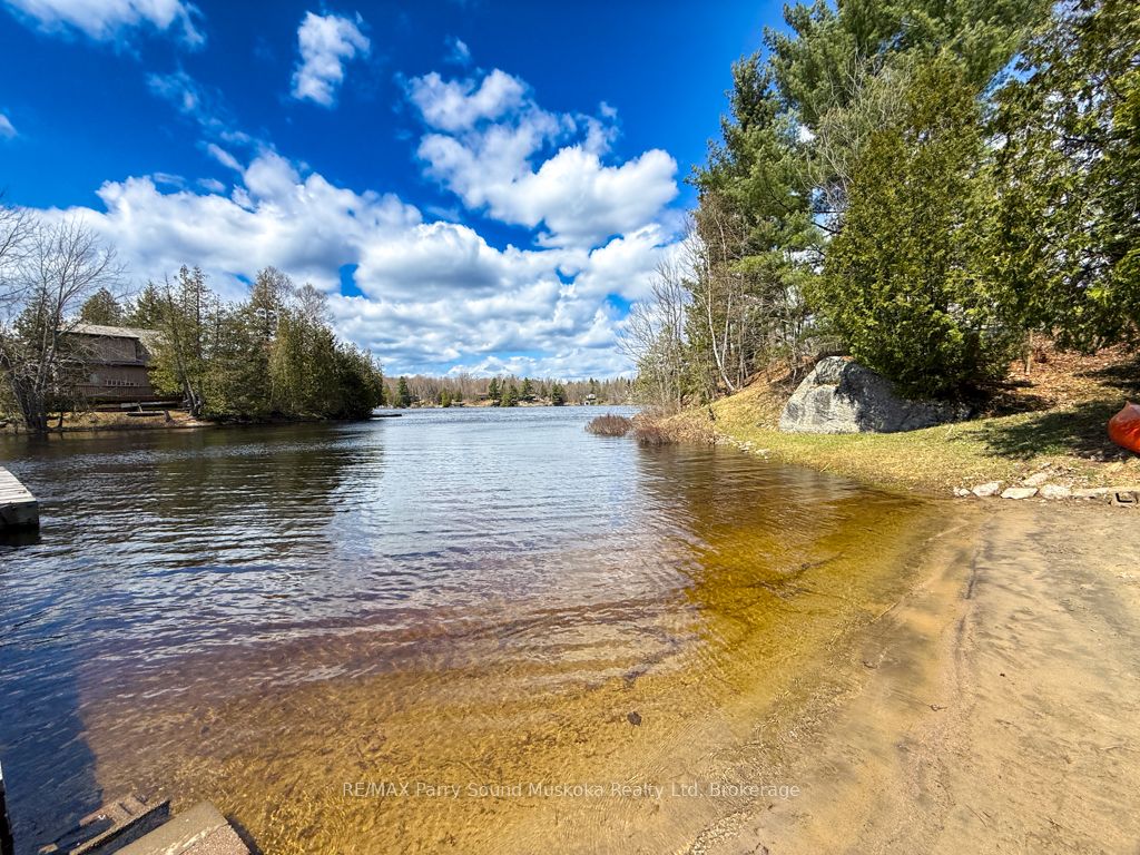 43 Bears Paw W Property Photo 22