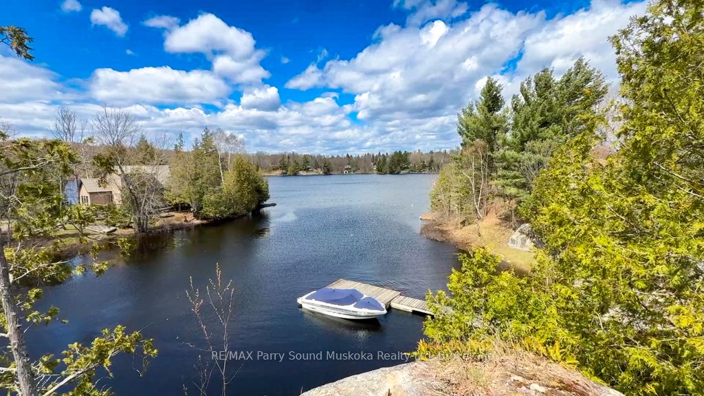 43 Bears Paw W Property Photo 23