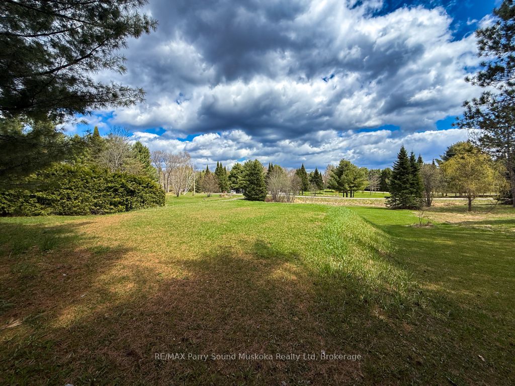 43 Bears Paw W Property Photo 34
