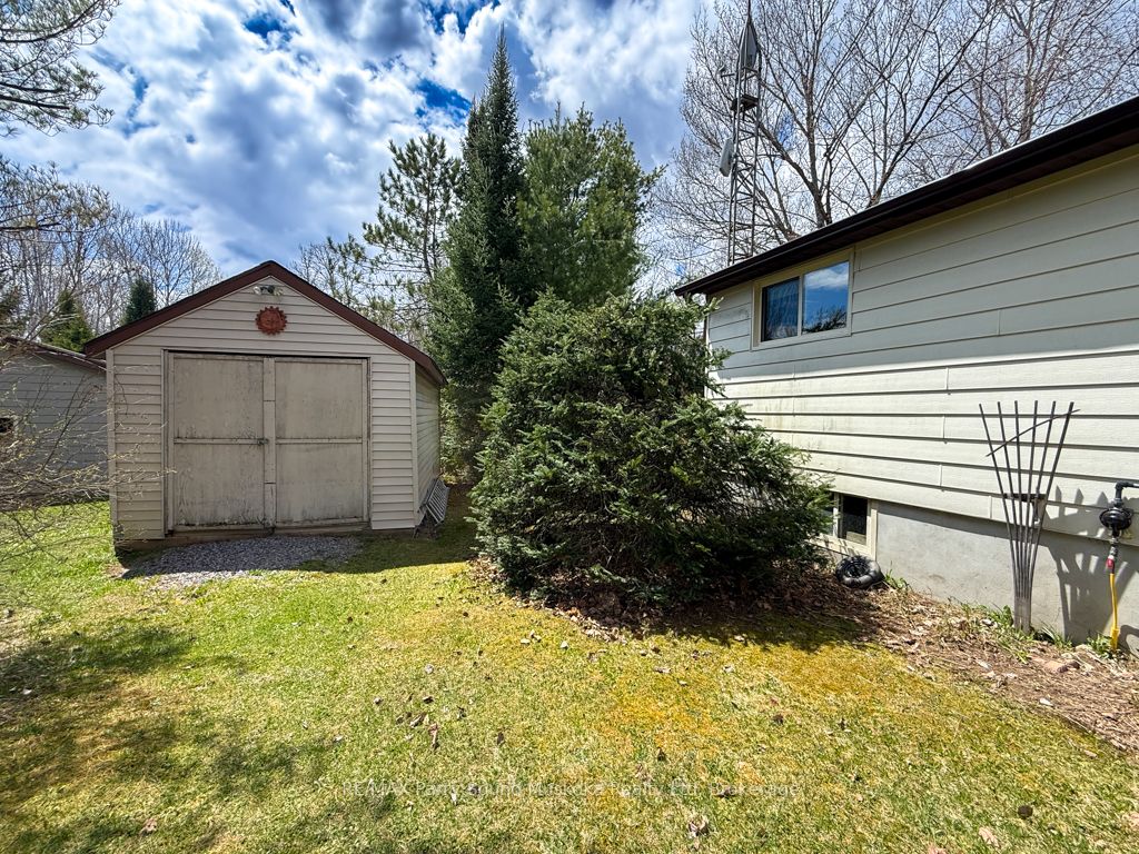 43 Bears Paw W Property Photo 35