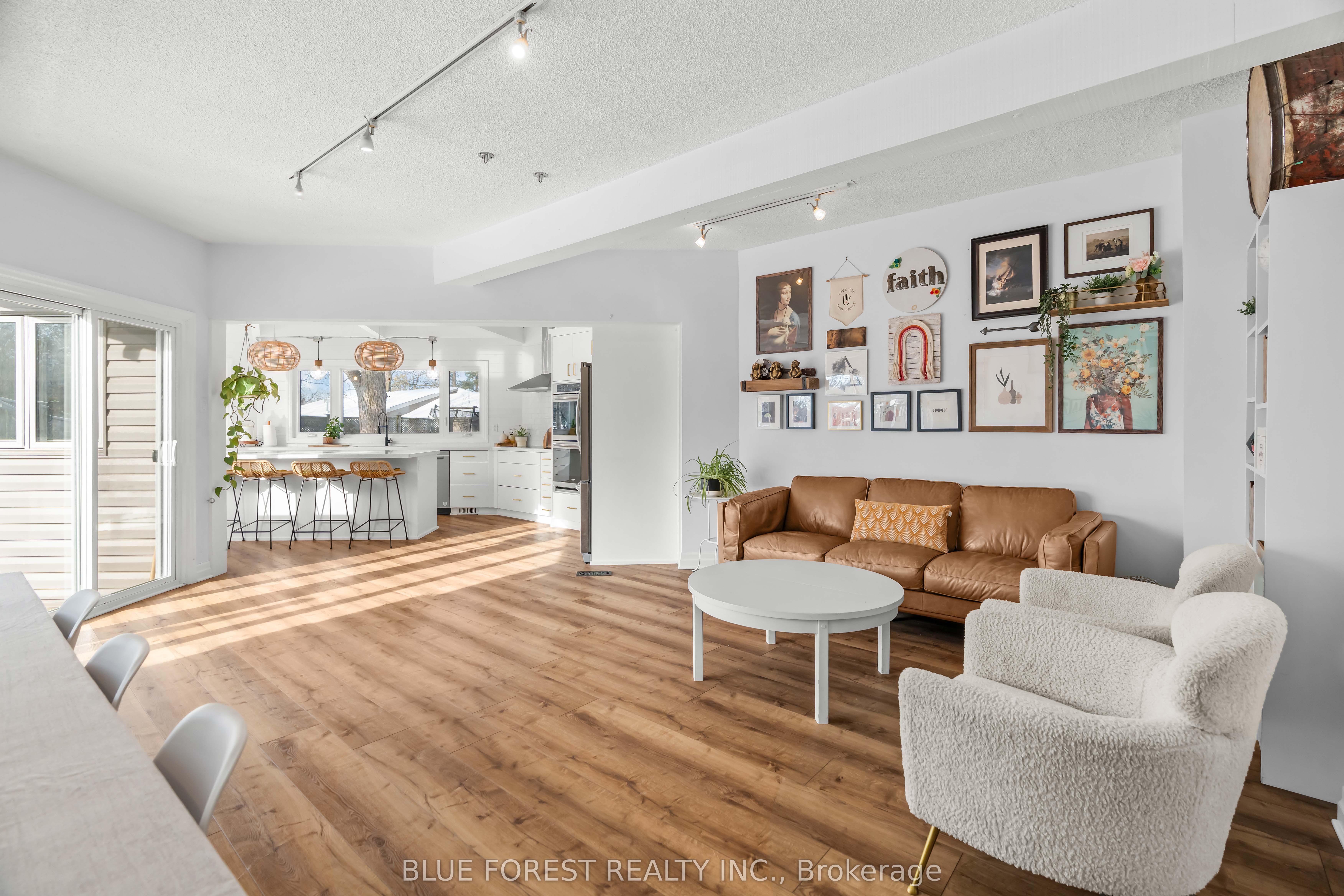 521 Upper Queen Street Property Photo 15