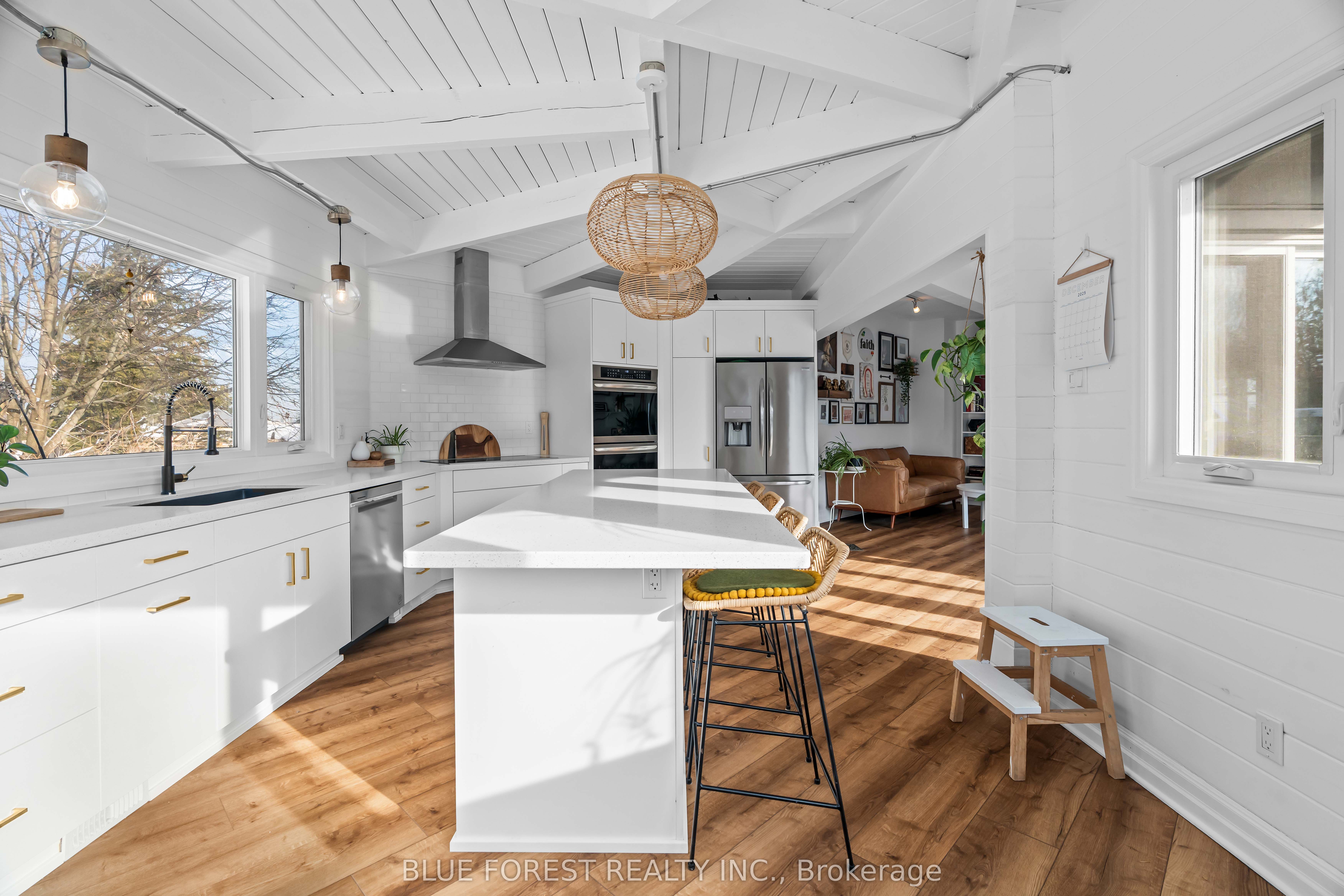 521 Upper Queen Street Property Photo 16