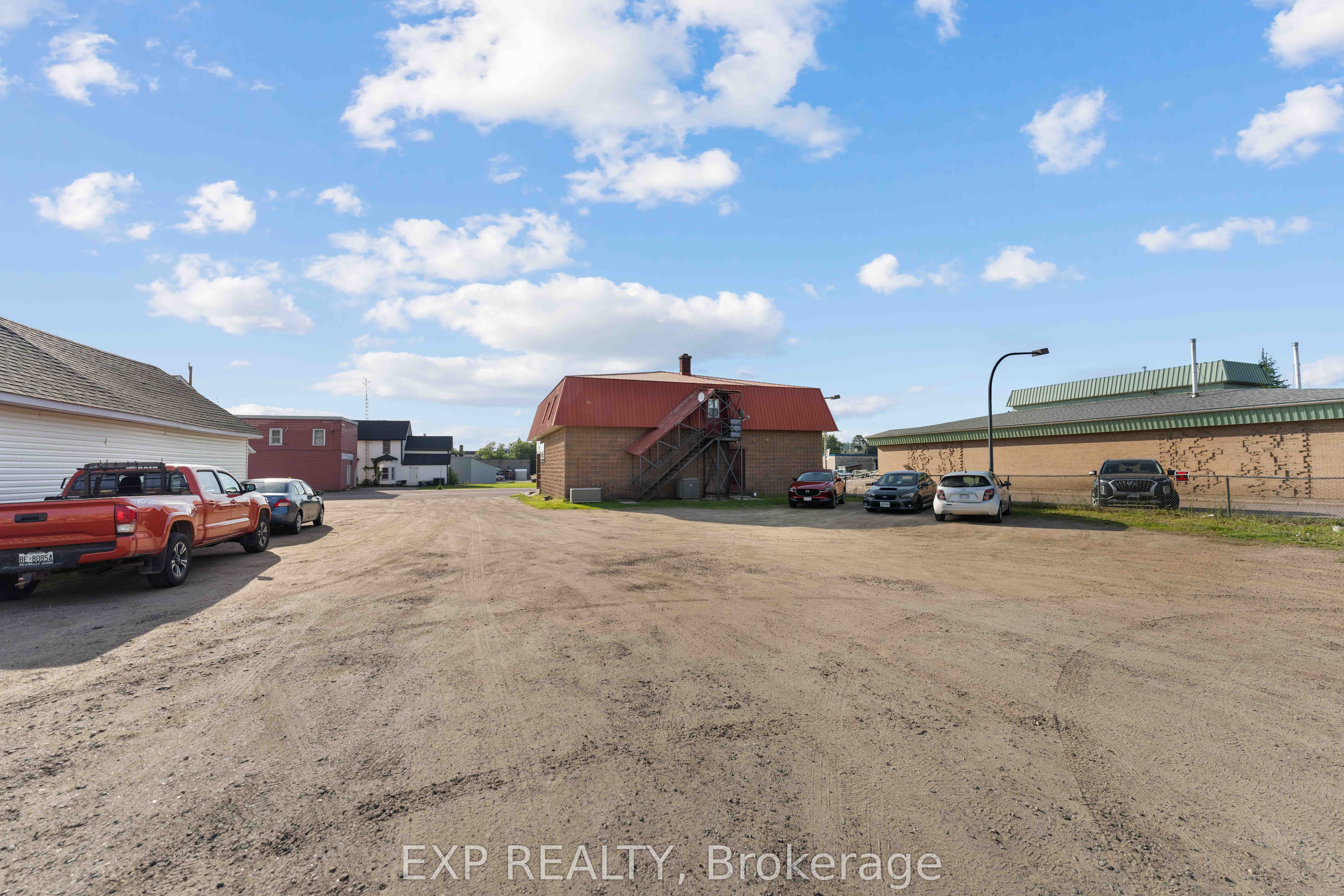 12 Dunn Street Property Photo 4