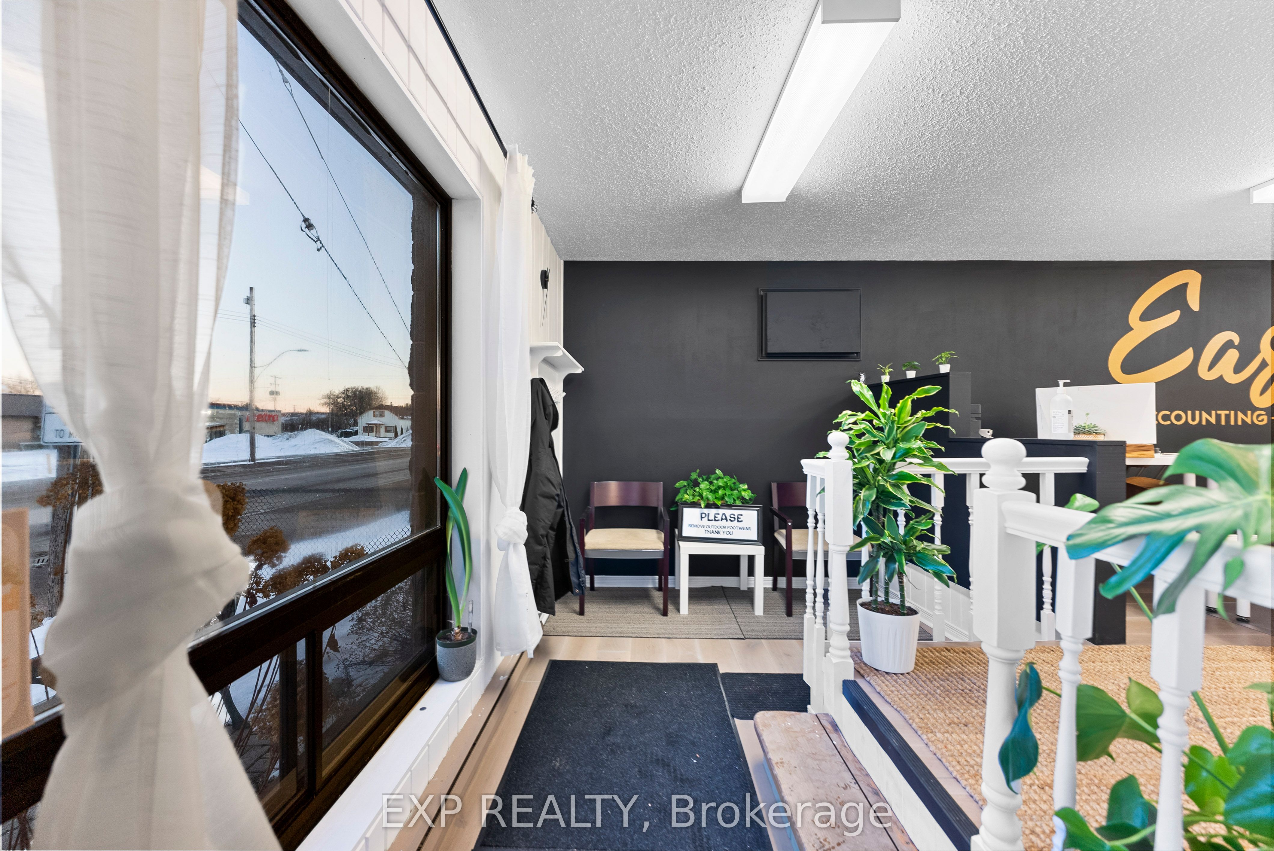 12 Dunn Street Property Photo 8