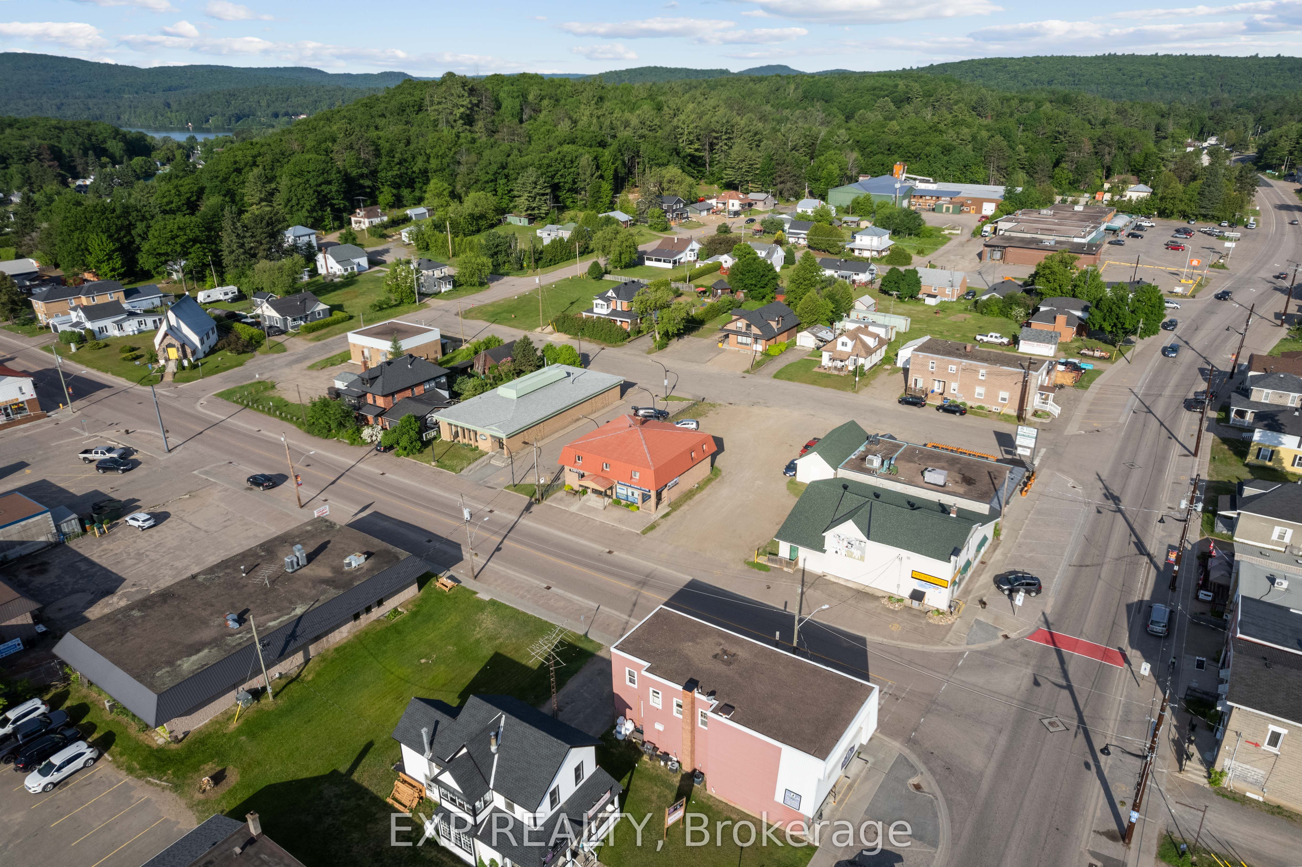12 Dunn Street Property Photo 28