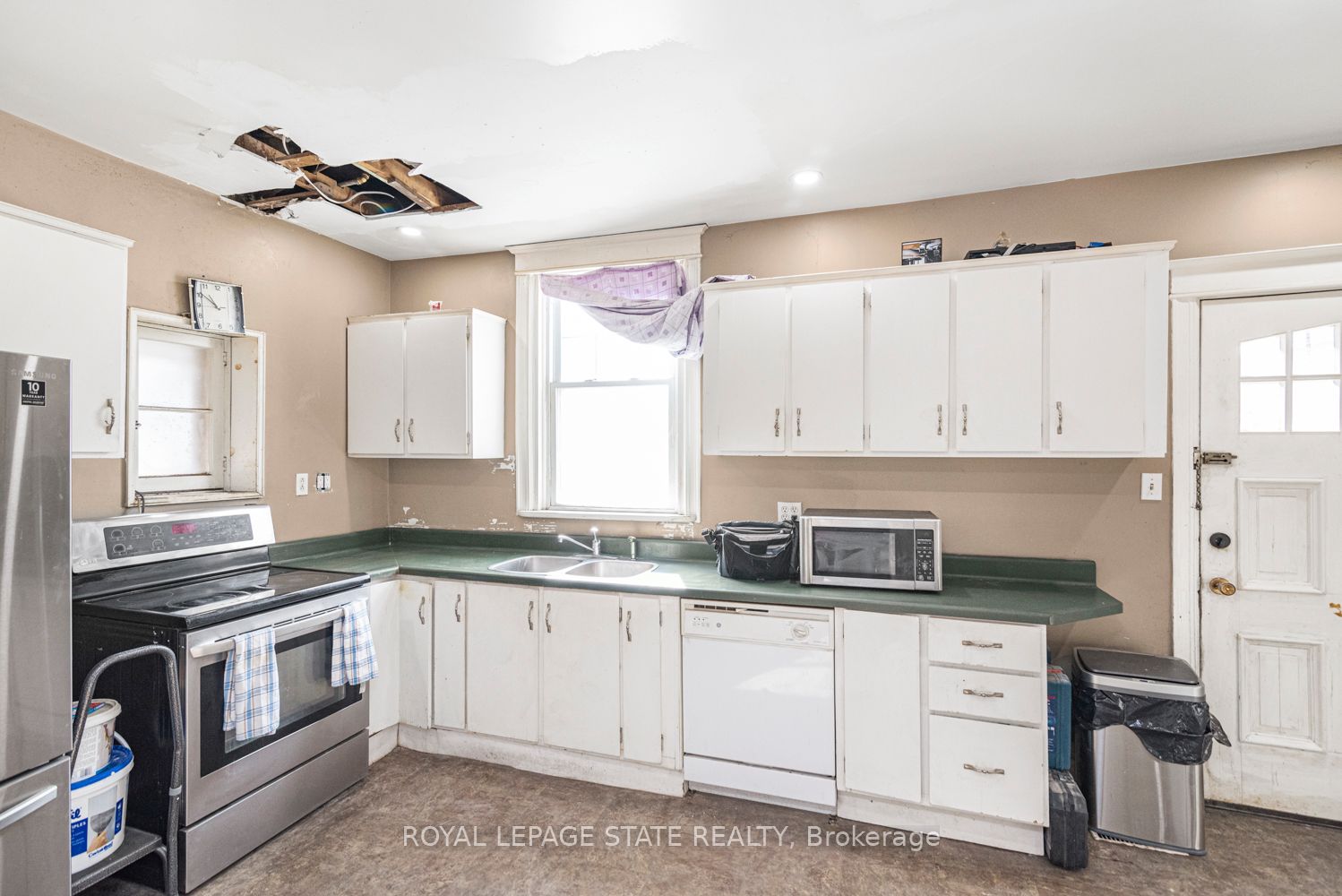 39 Arthur Avenue N Property Photo 15