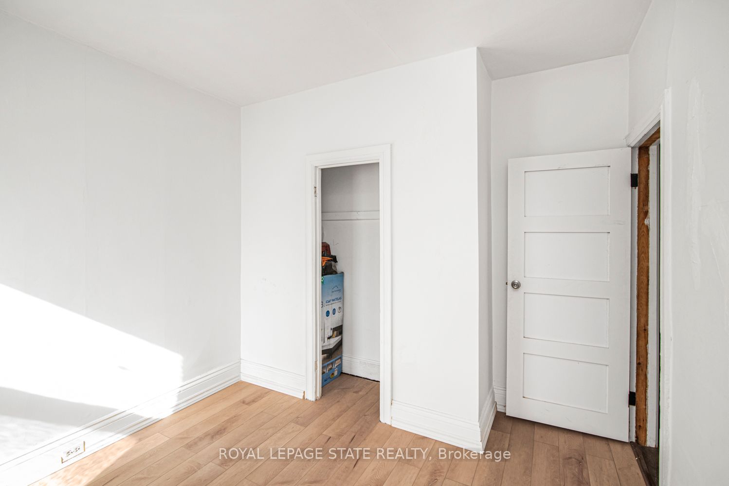 39 Arthur Avenue N Property Photo 19