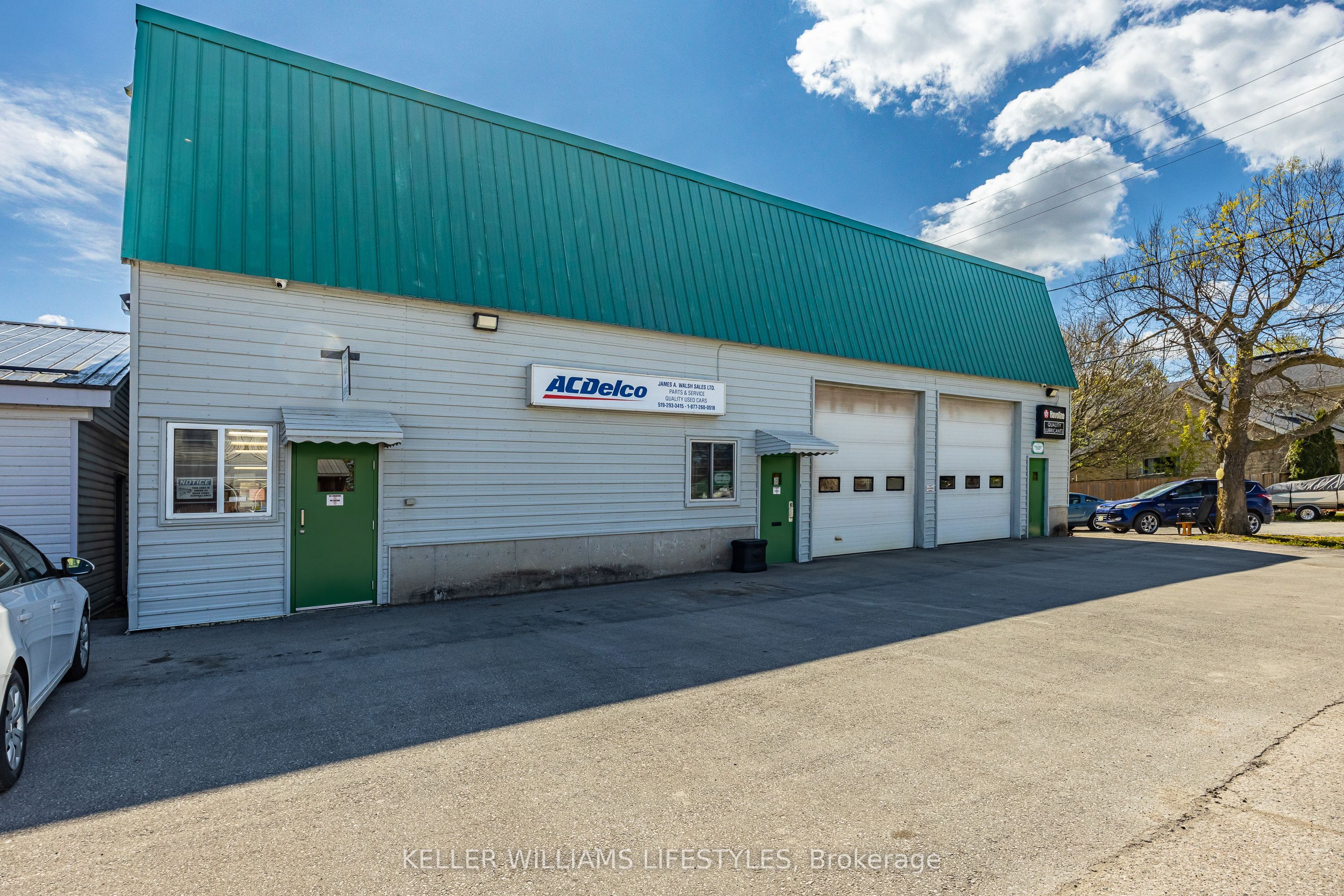163 Ailsa Craig Main Street Property Photo 7