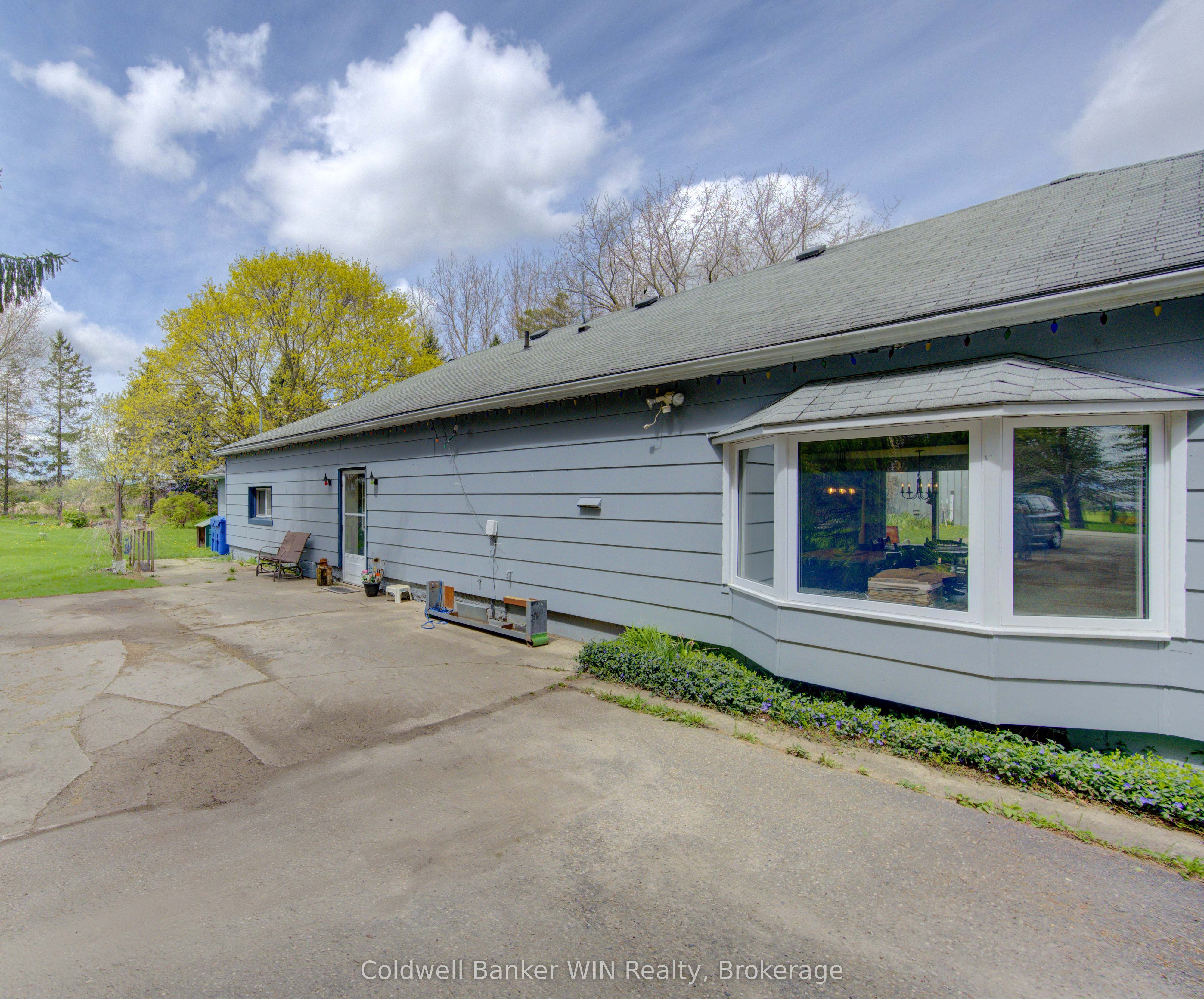 186 Mcfarlin Drive Property Photo 2