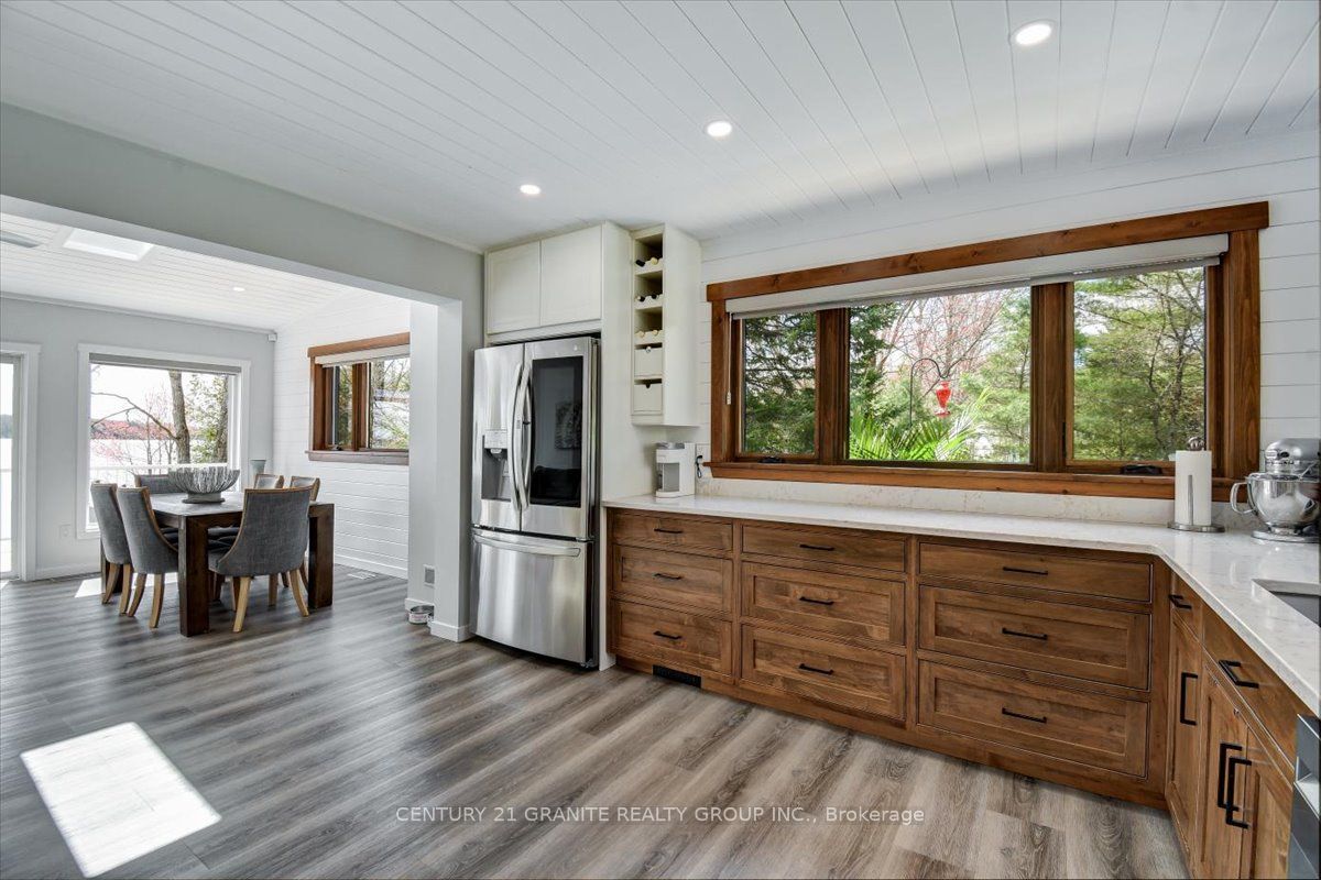 1012 Black Road Property Photo 6