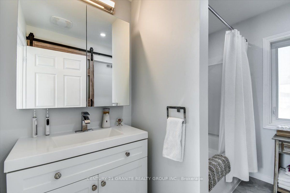 1012 Black Road Property Photo 14