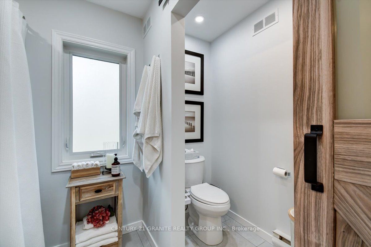 1012 Black Road Property Photo 15