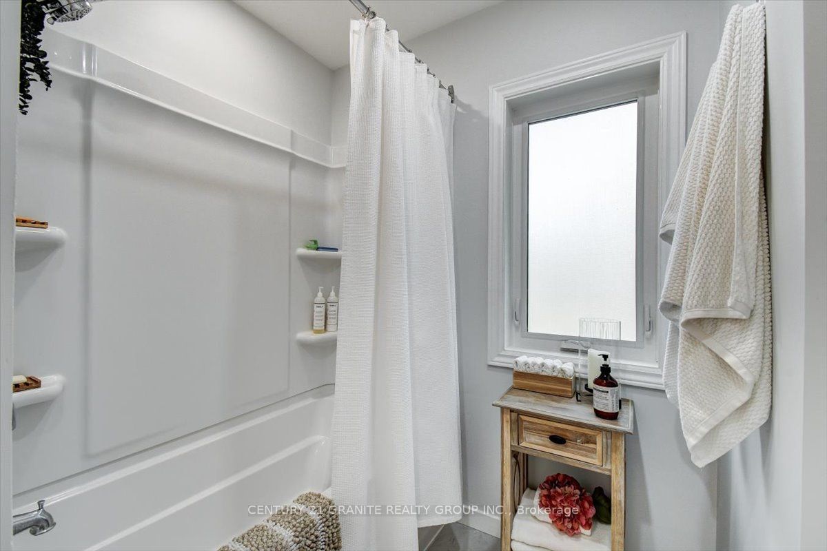 1012 Black Road Property Photo 16