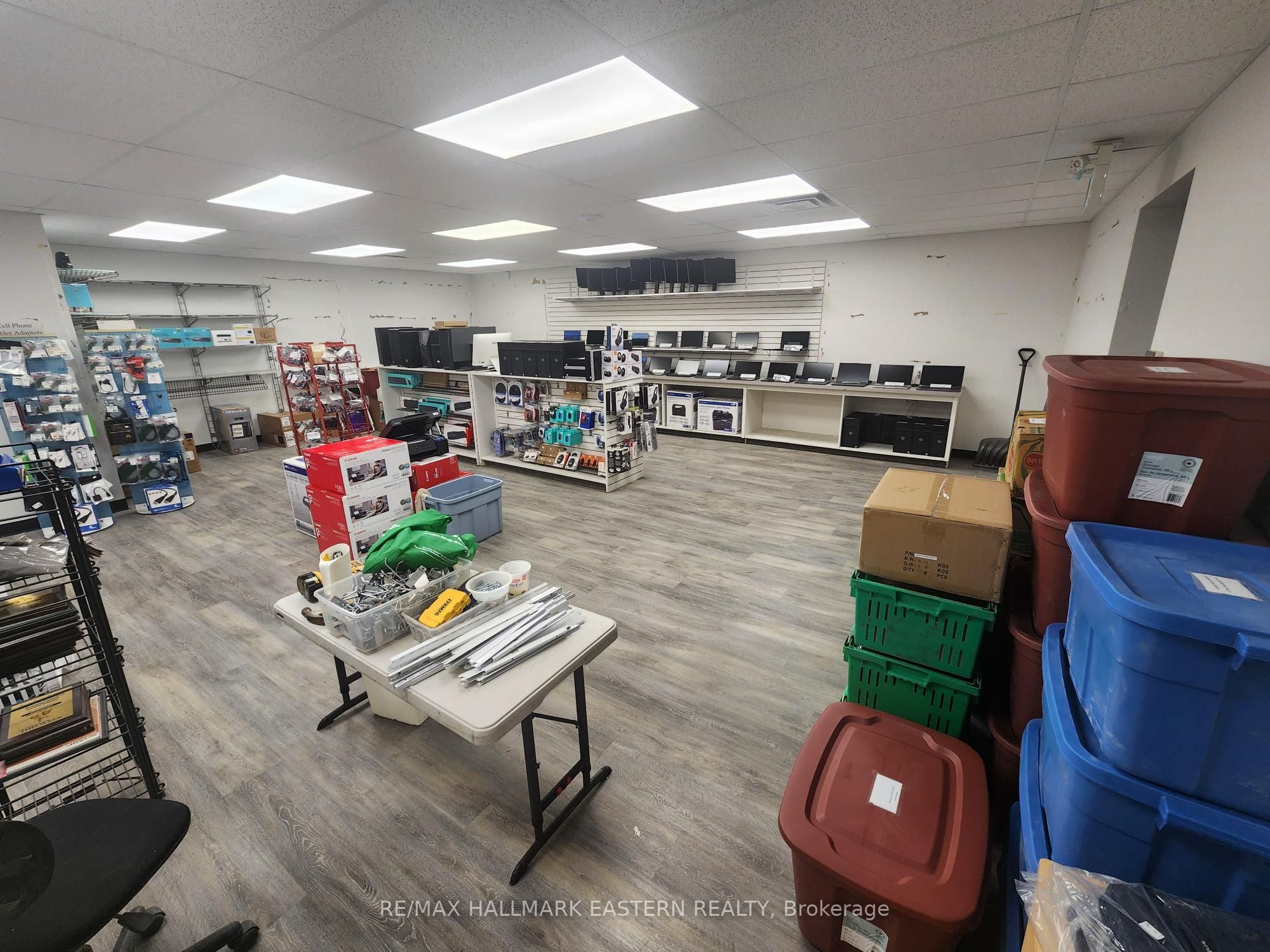873 High Street Property Photo 4