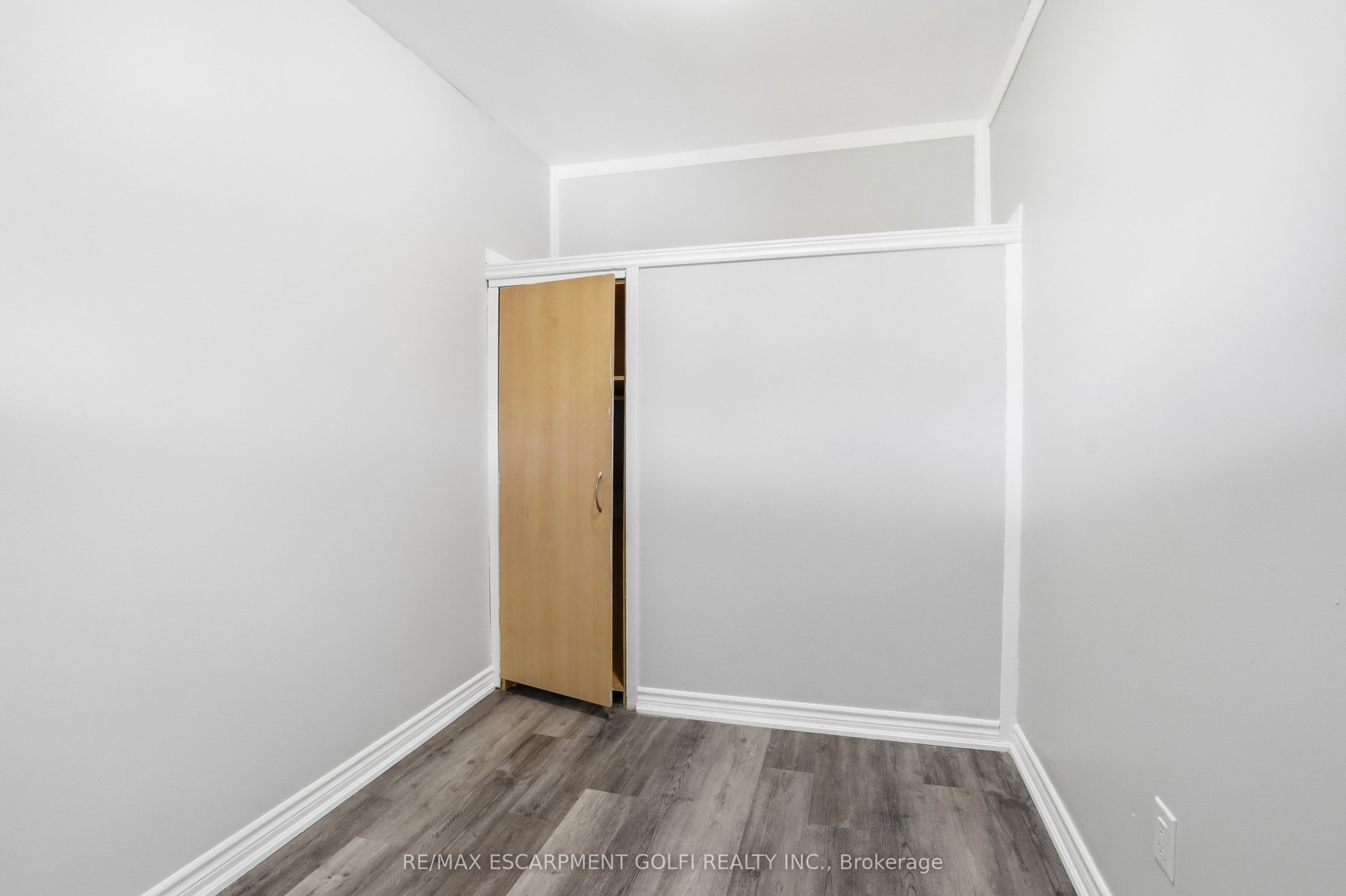 5671 Desson Avenue Property Photo 25