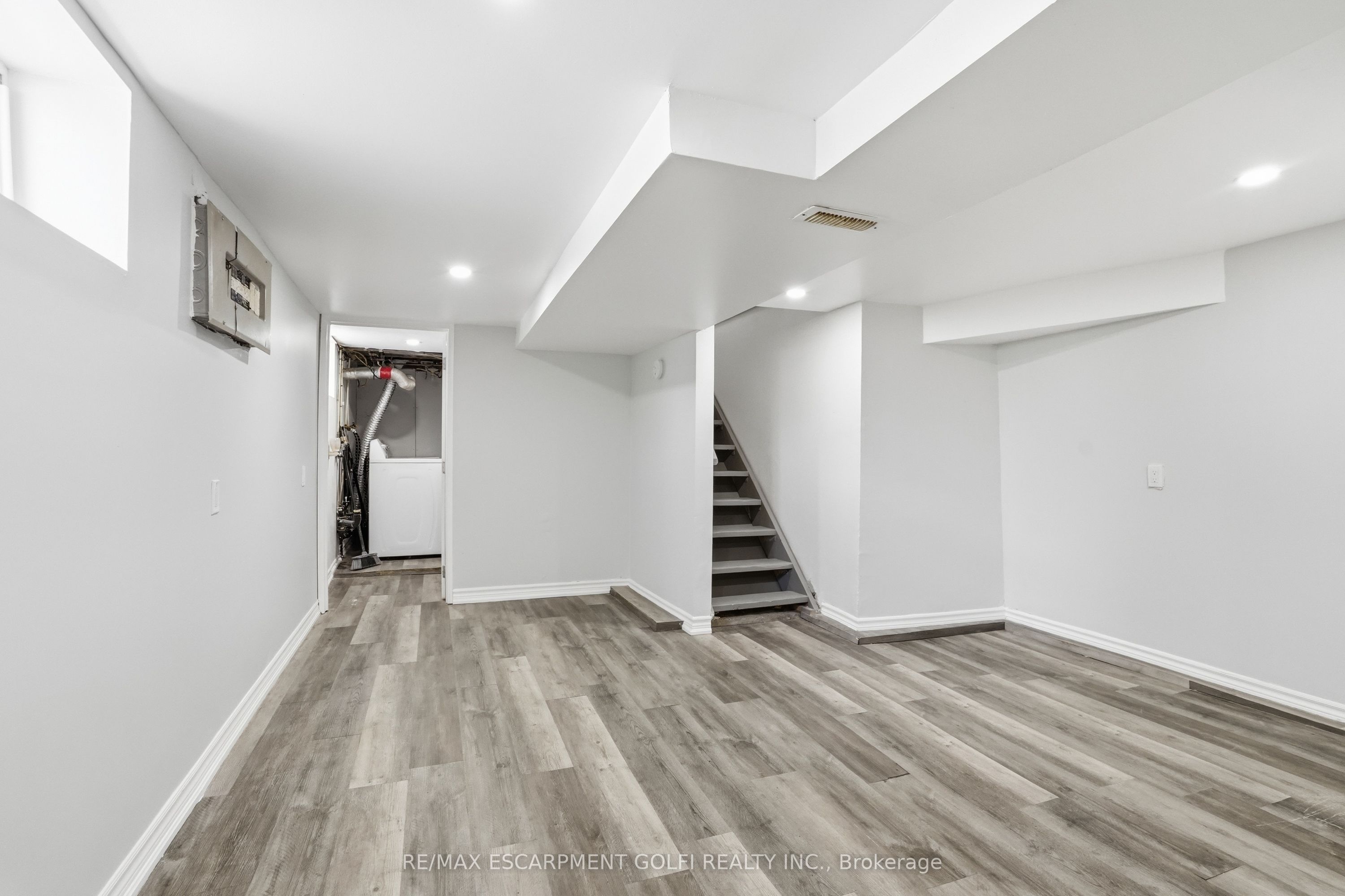 5671 Desson Avenue Property Photo 26
