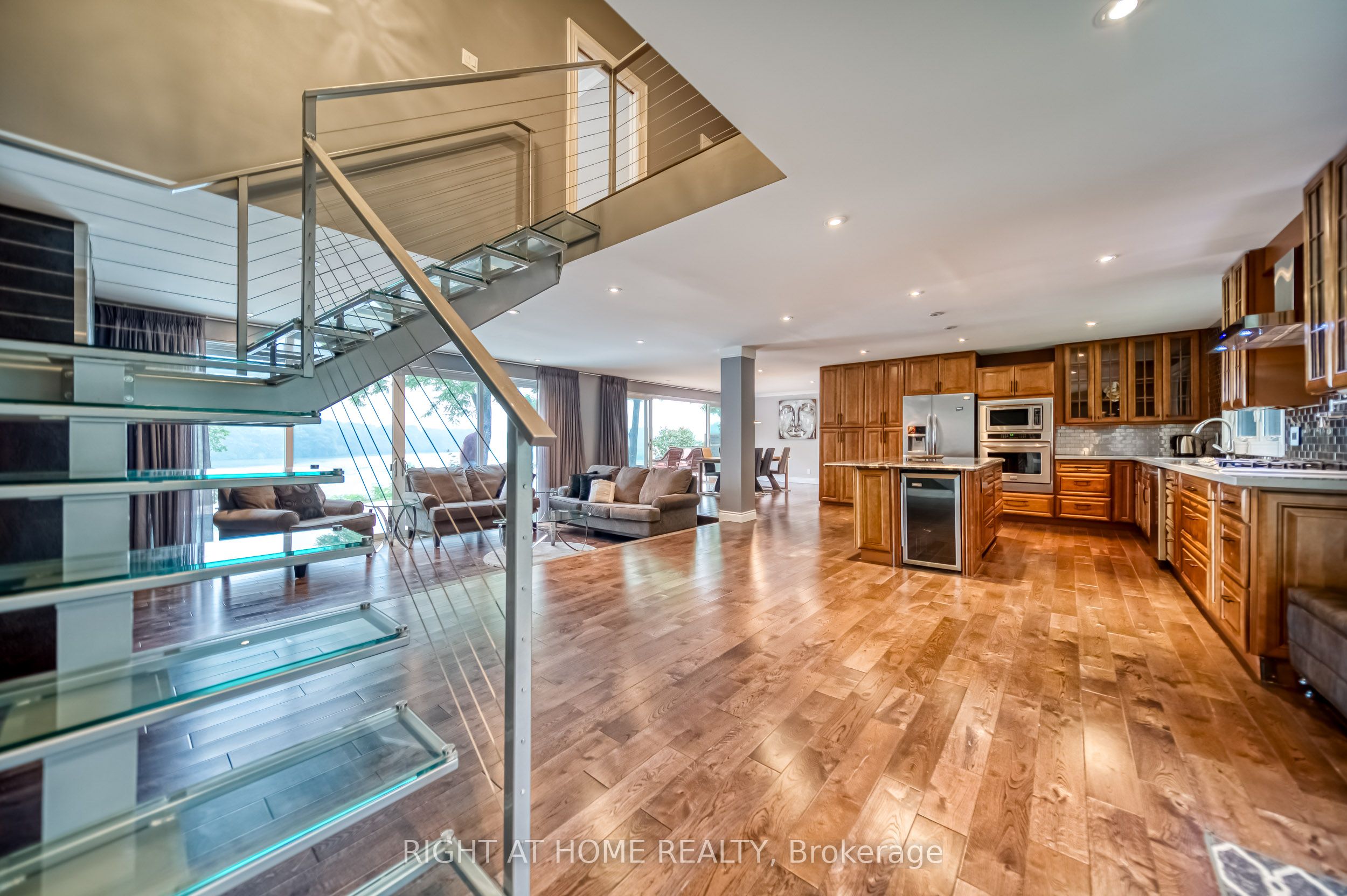 44 Royal Henley Boulevard Property Photo 11