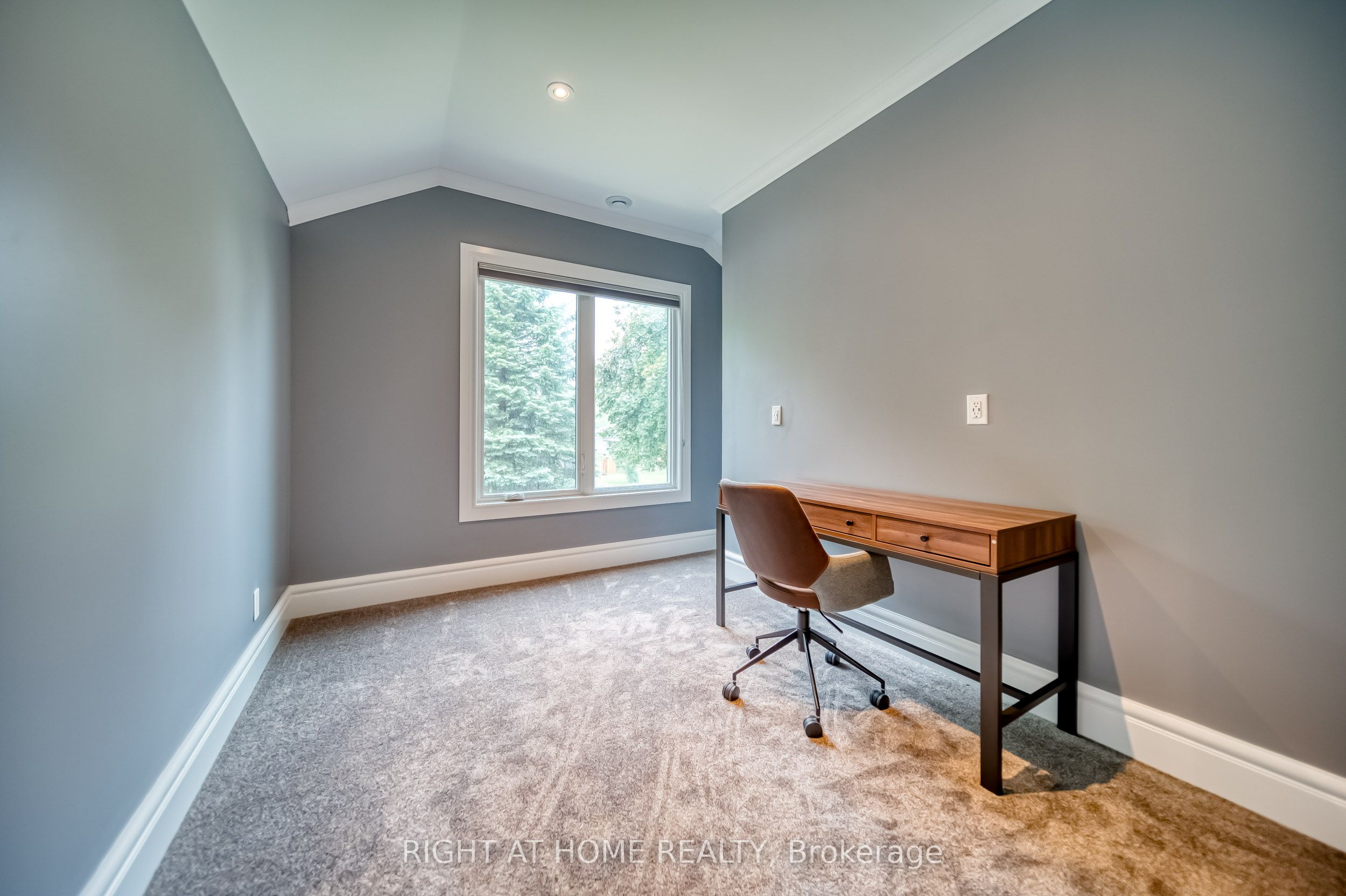 44 Royal Henley Boulevard Property Photo 33