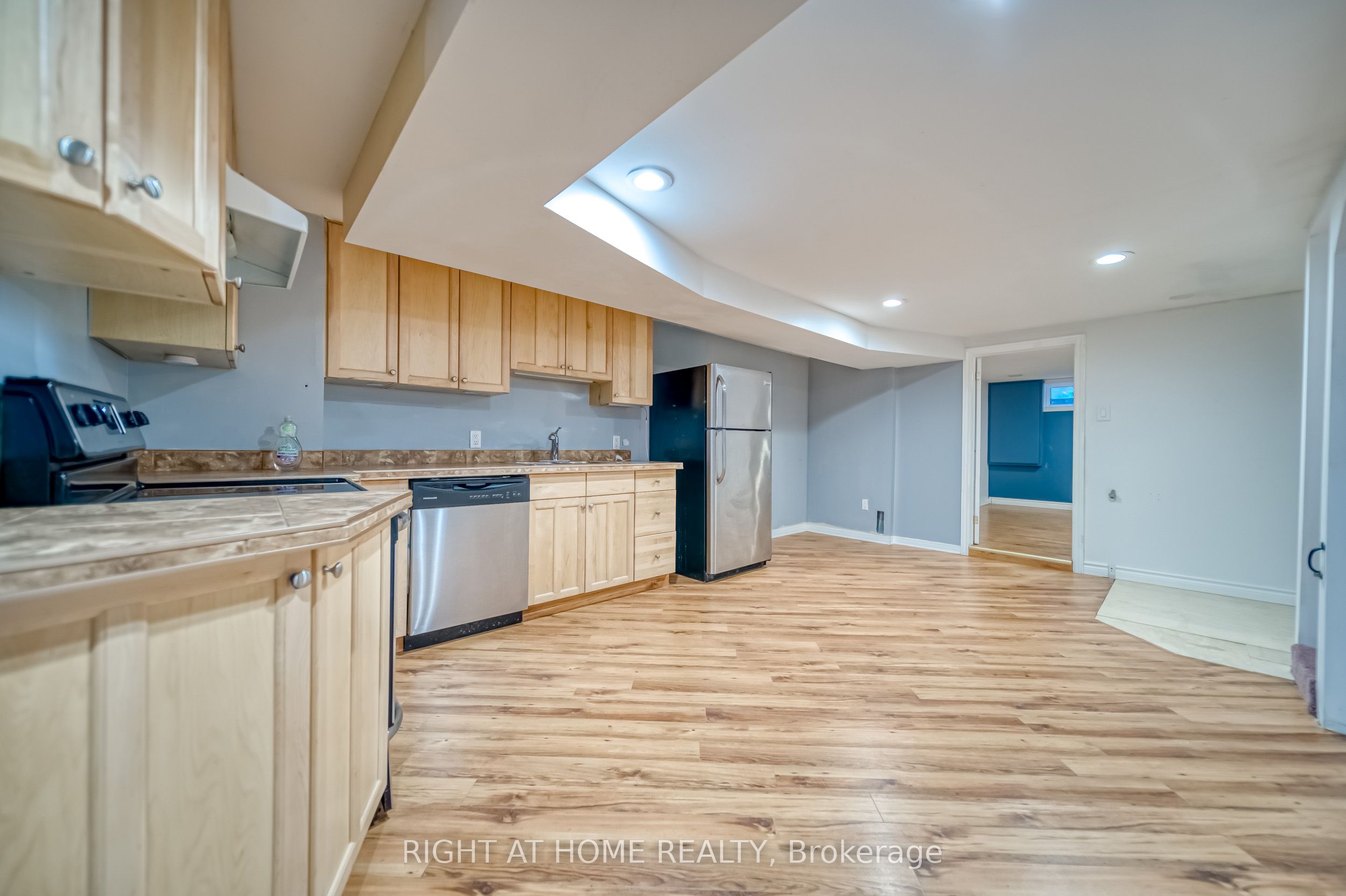 44 Royal Henley Boulevard Property Photo 35