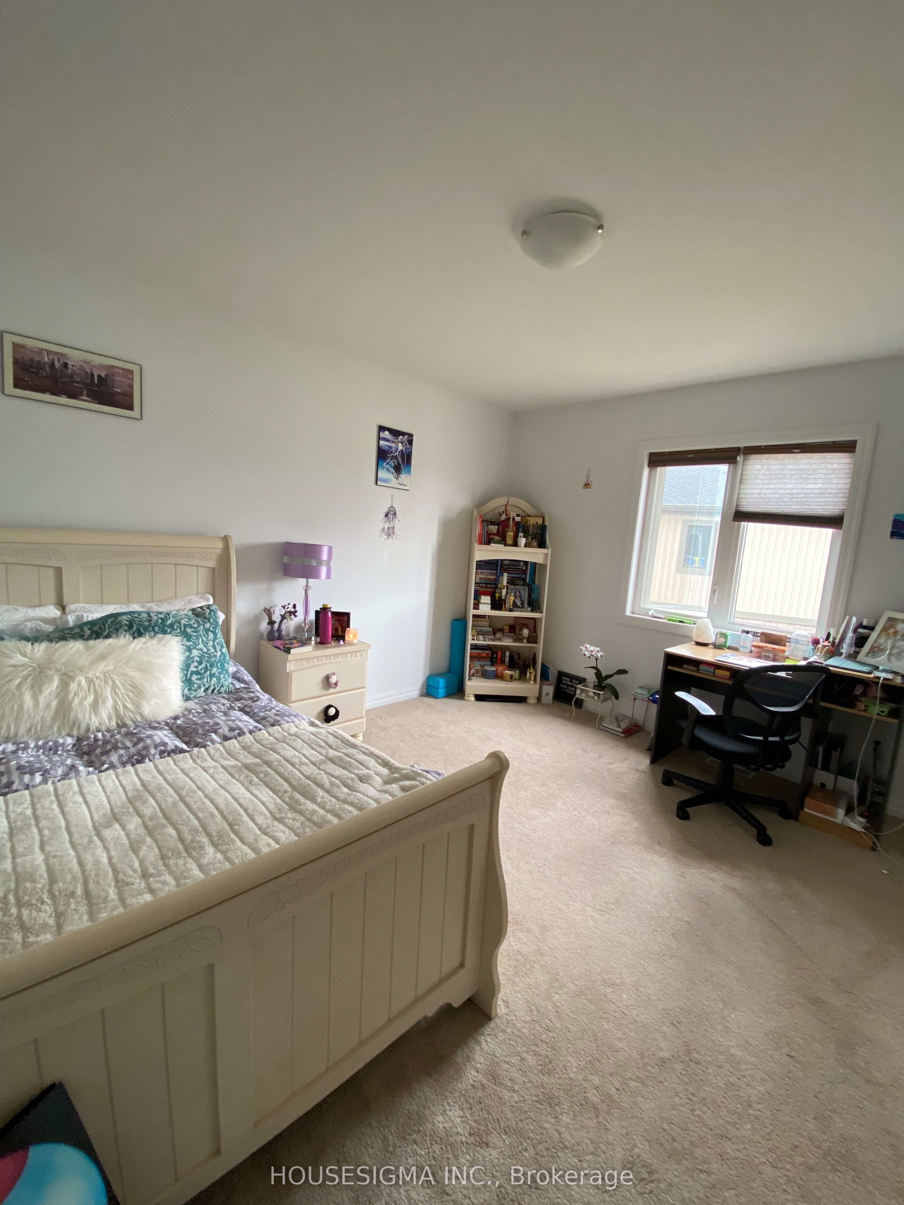 348 Freure Drive W Property Photo 15
