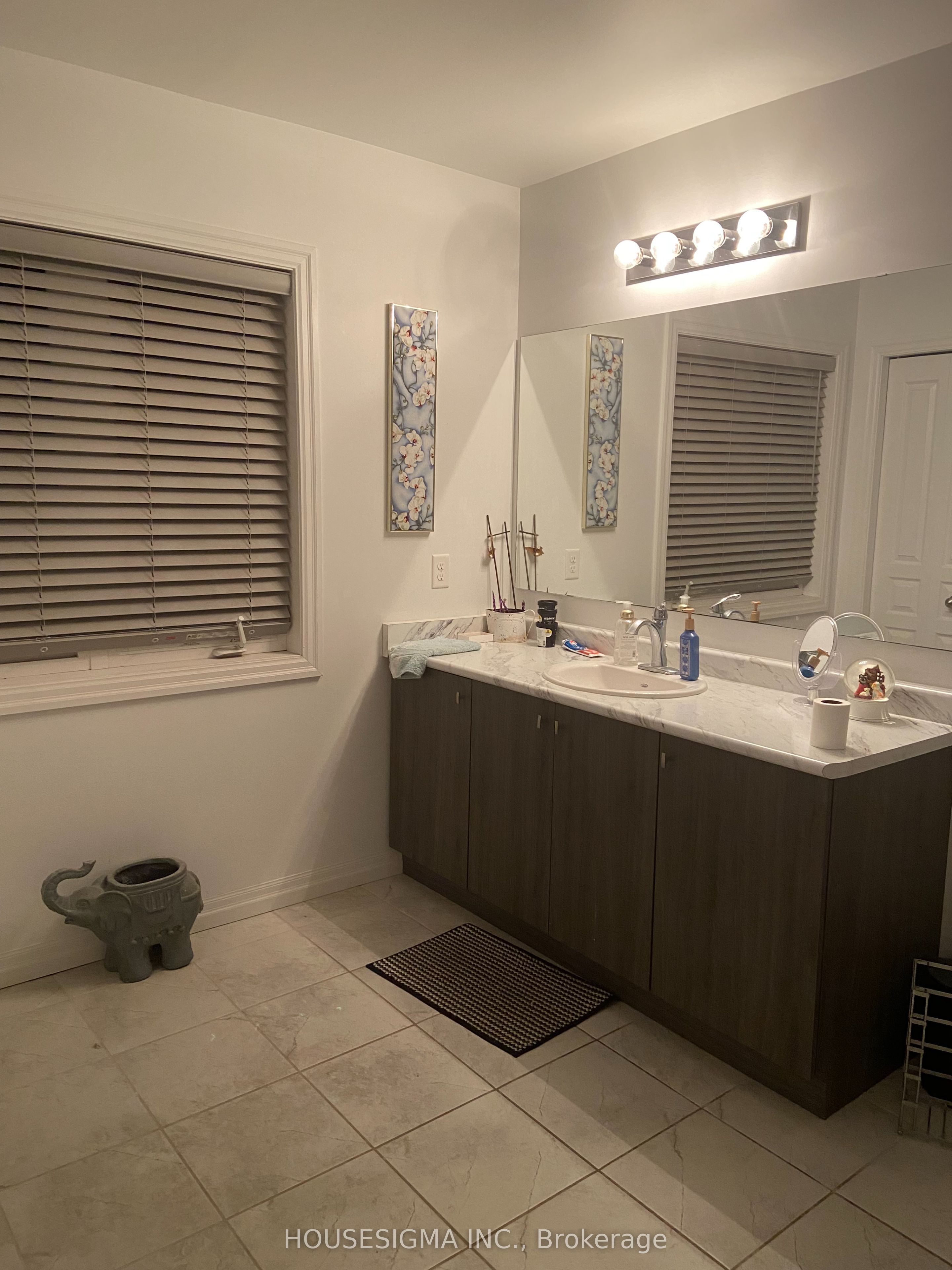 348 Freure Drive W Property Photo 18
