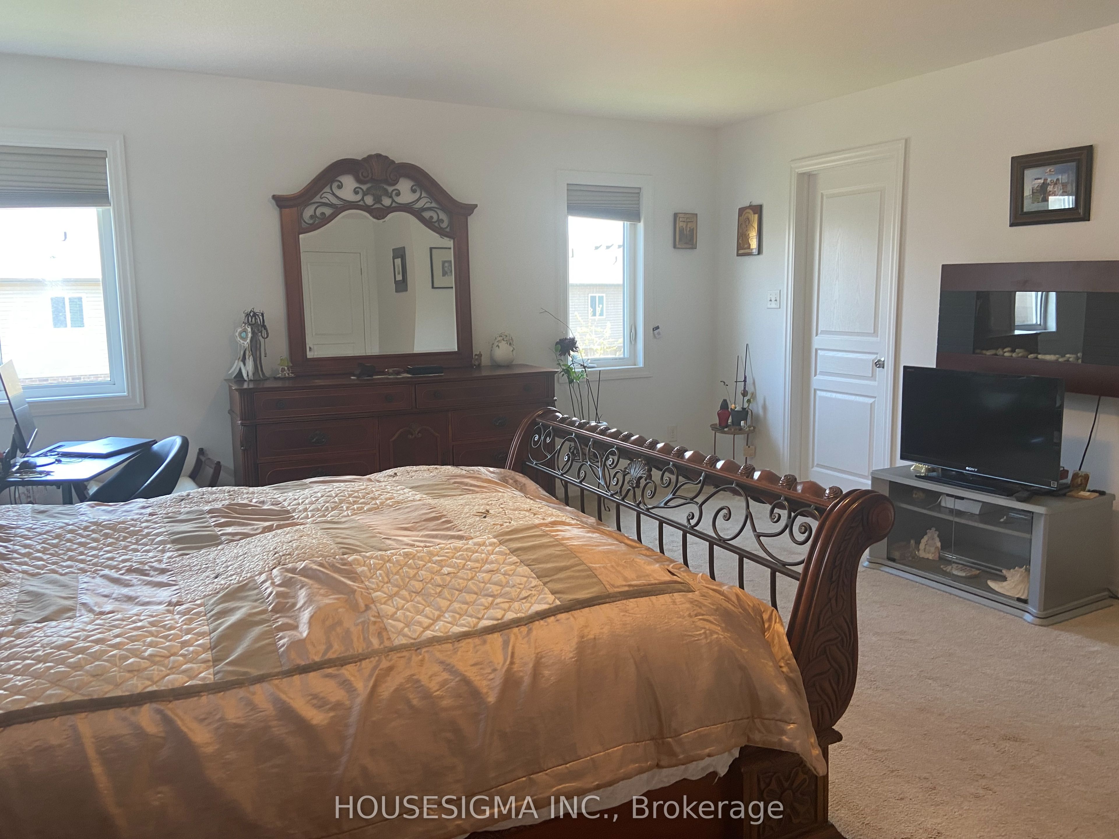 348 Freure Drive W Property Photo 22