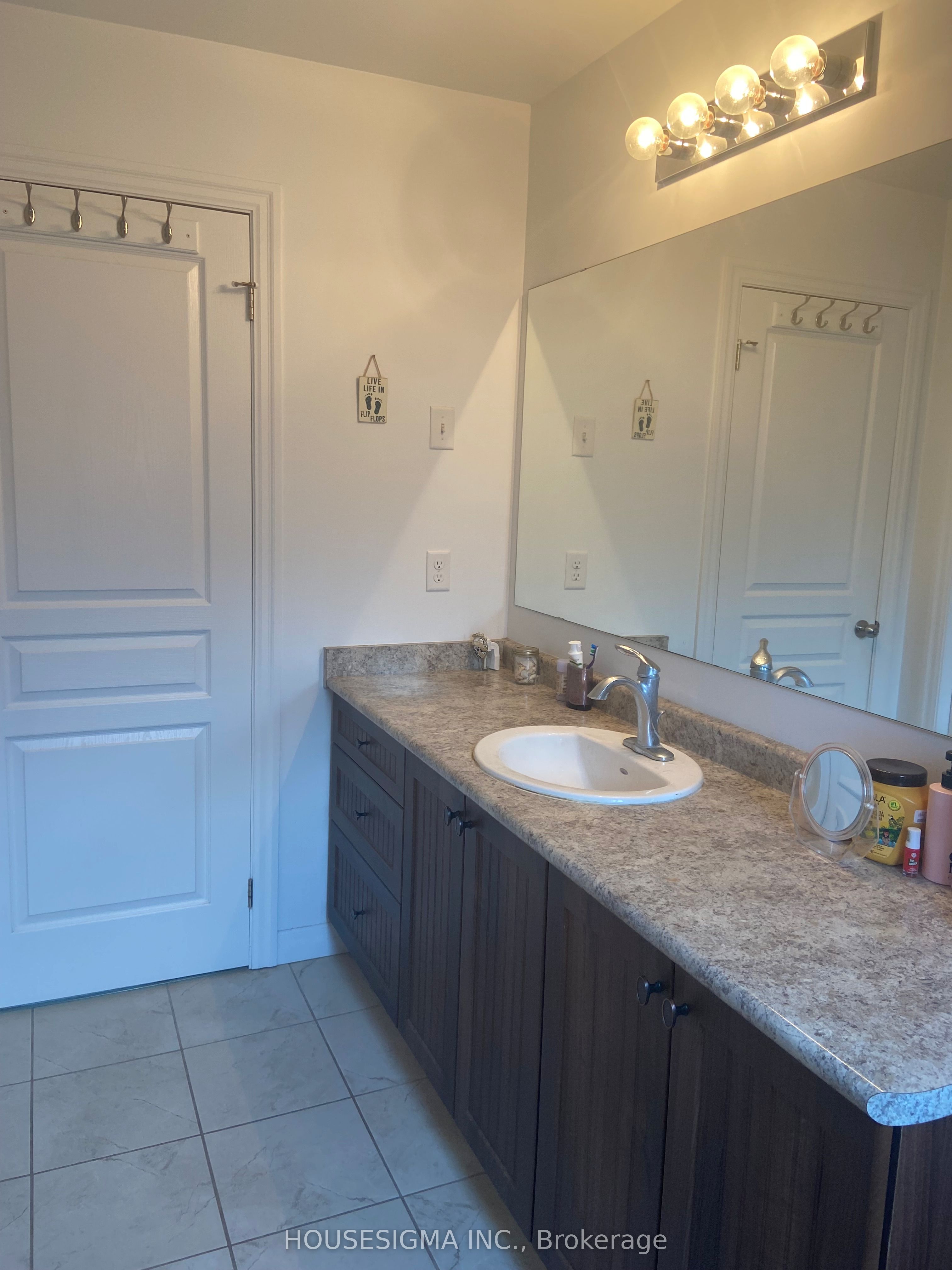 348 Freure Drive W Property Photo 25