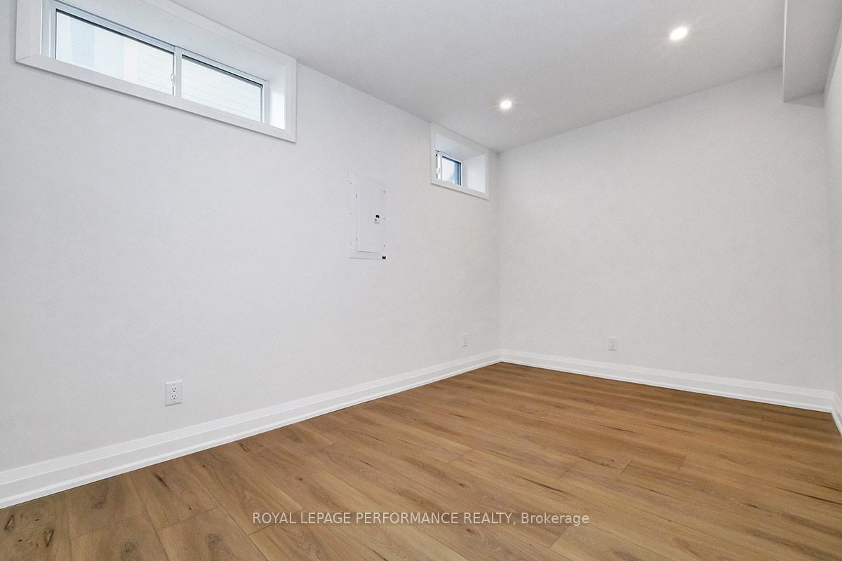 31 Commanda Way Property Photo 32