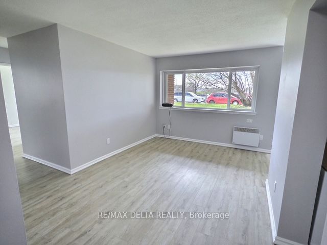 2044 Arrowsmith Drive 105b Property Photo 3