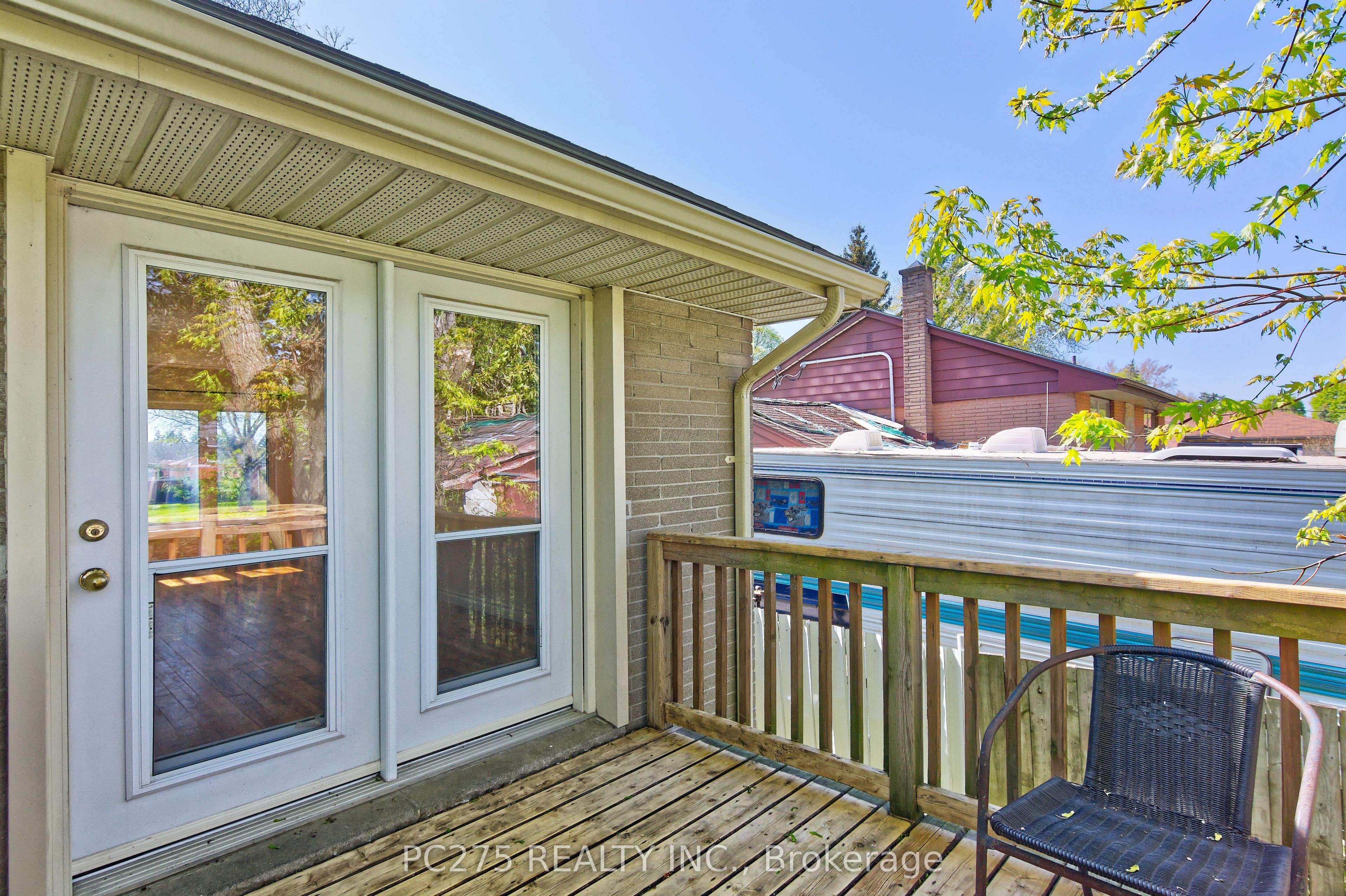 202 Michaelmas Street Property Photo 28