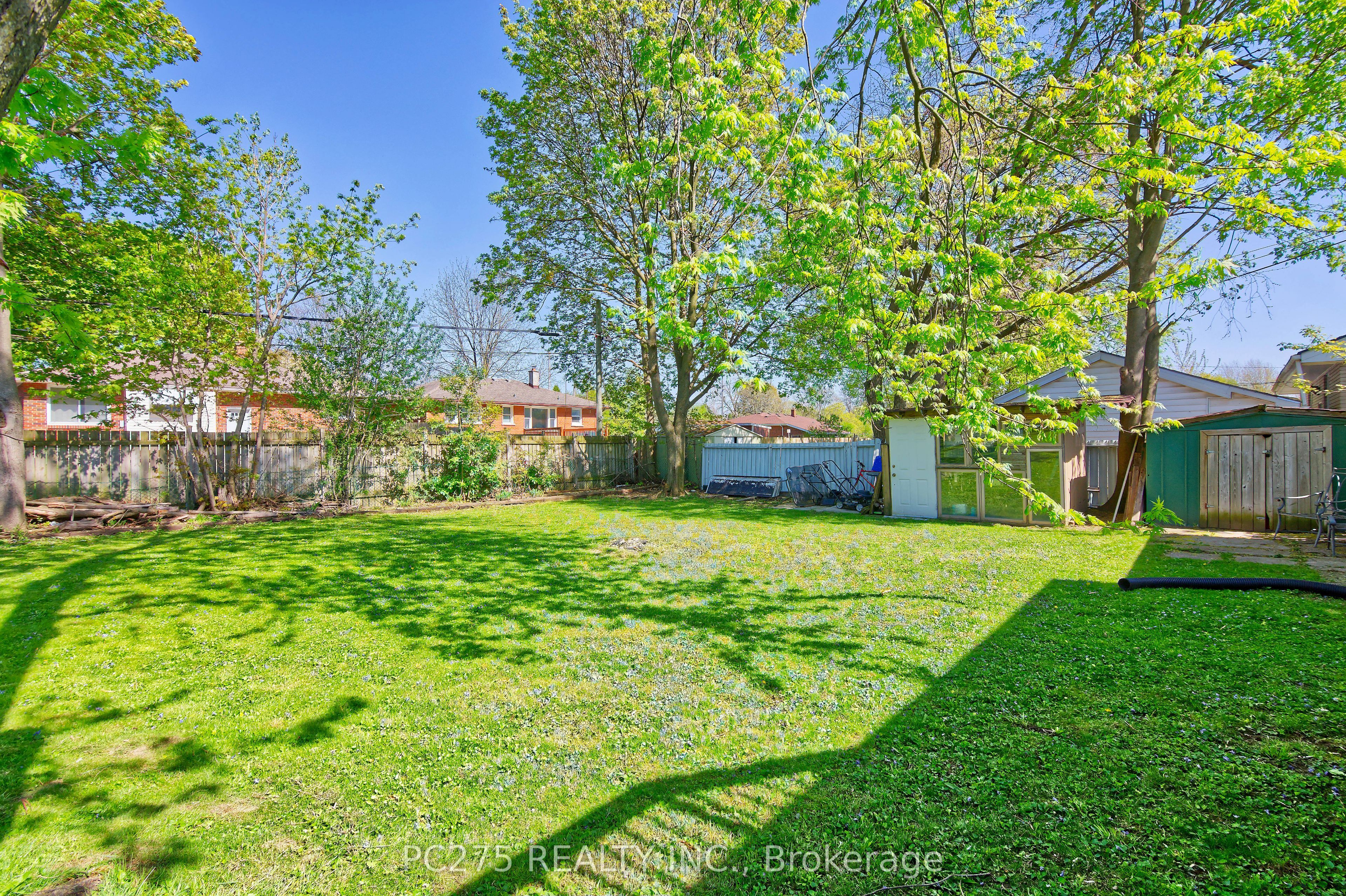202 Michaelmas Street Property Photo 31