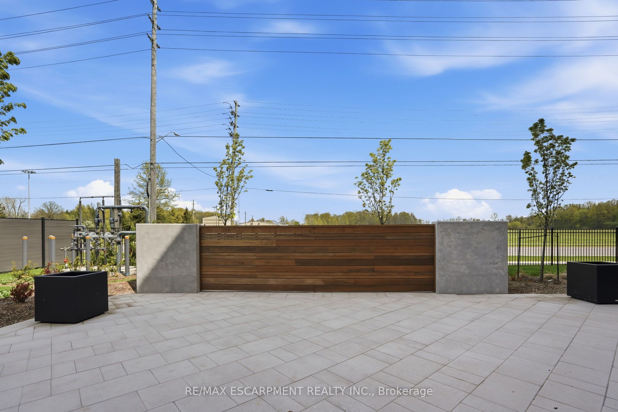 7549b Kalar Road 314 Property Photo 25