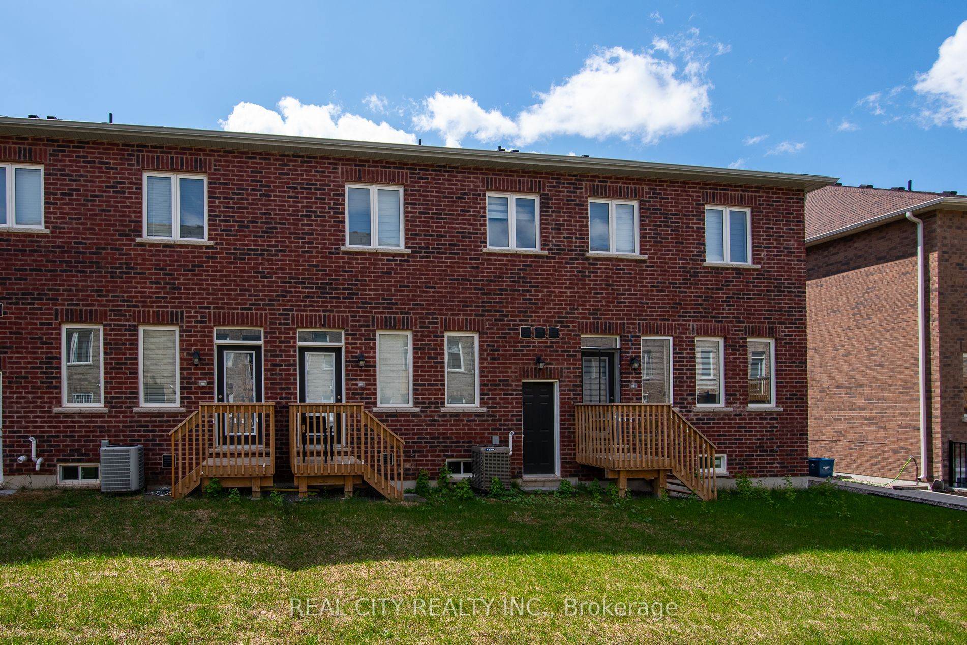 18 Lidstone Street Property Photo 33