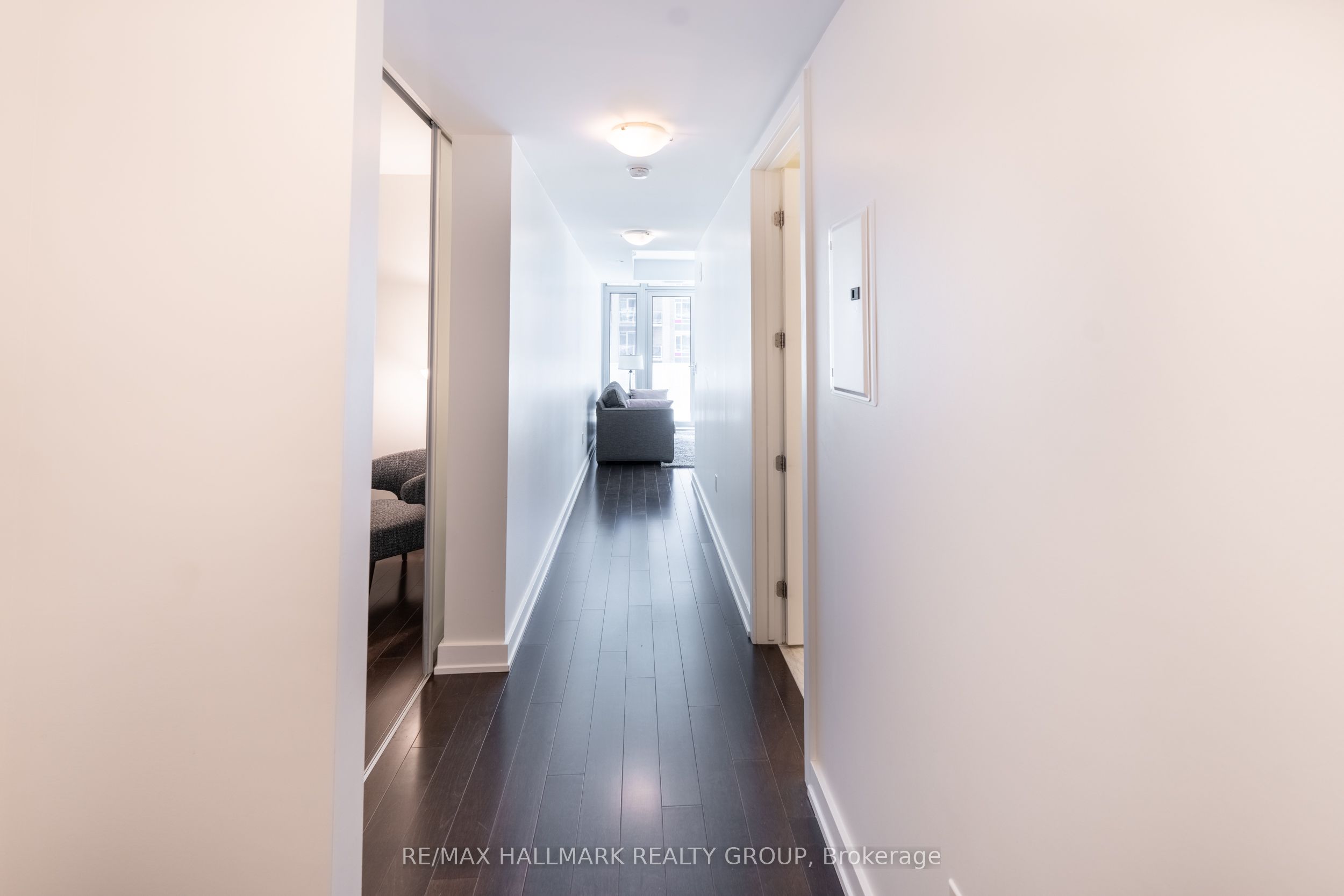 111 Champagne Avenue 502 Property Photo 6