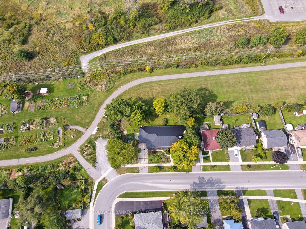 10 Brant Avenue Property Photo 4
