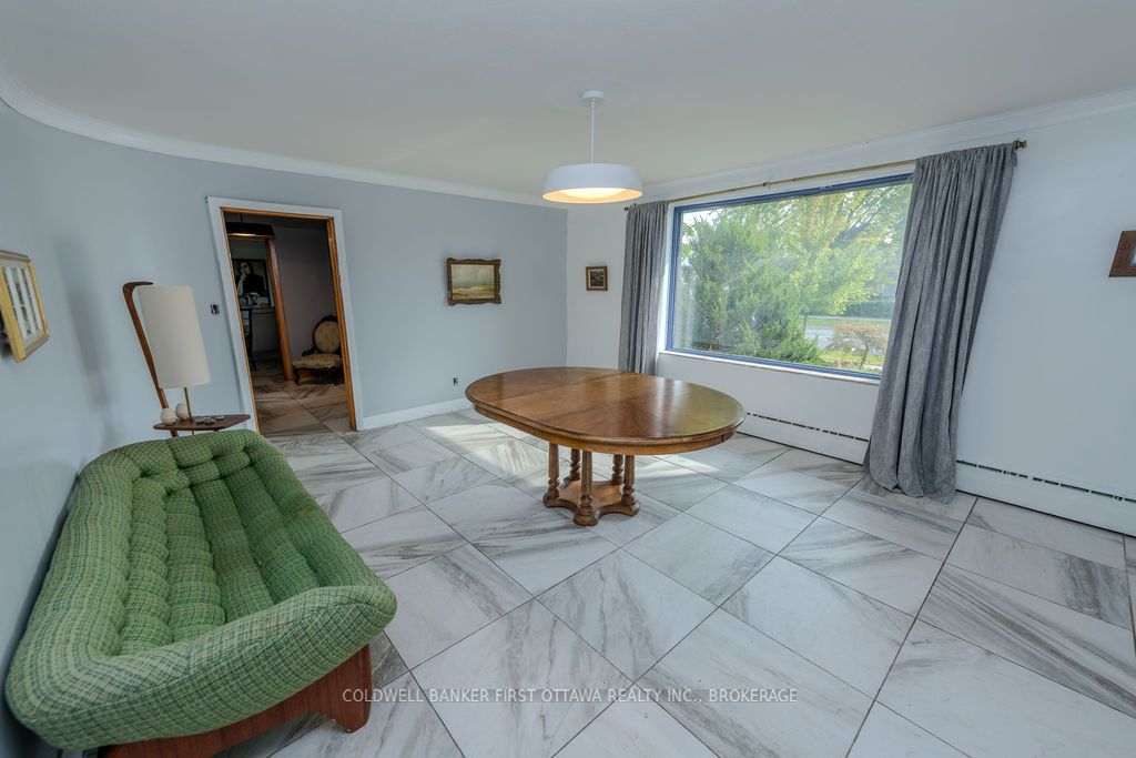 10 Brant Avenue Property Photo 9