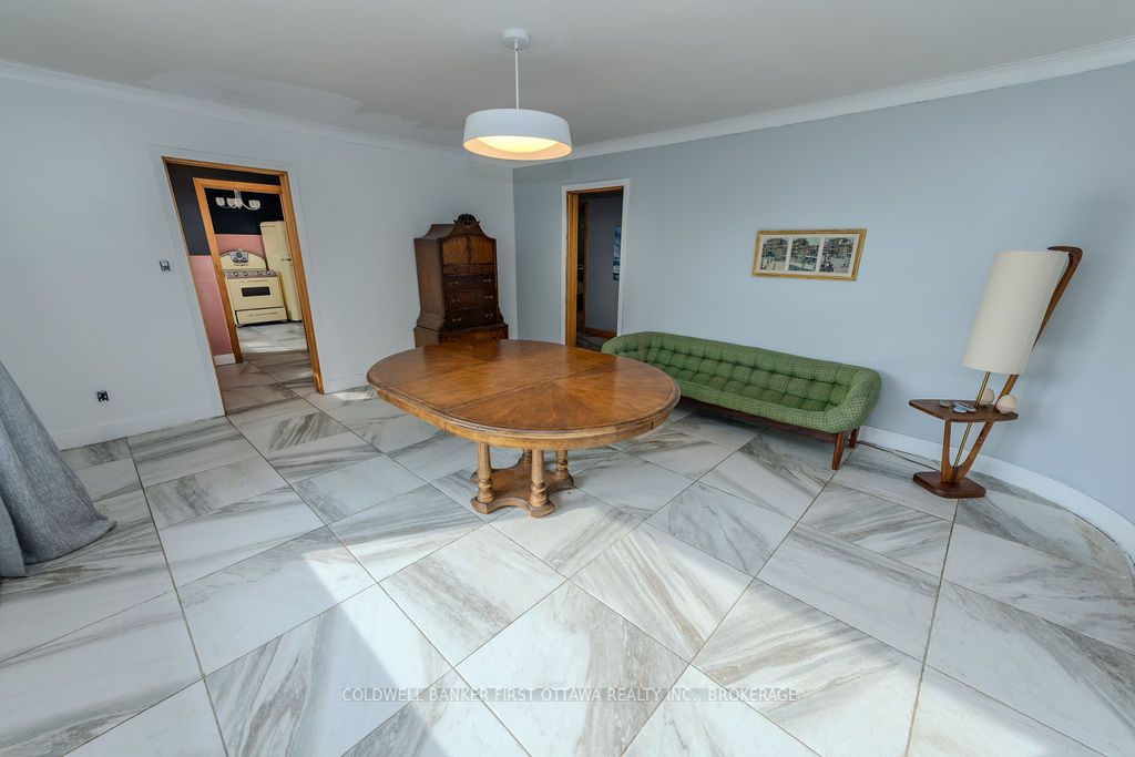 10 Brant Avenue Property Photo 10