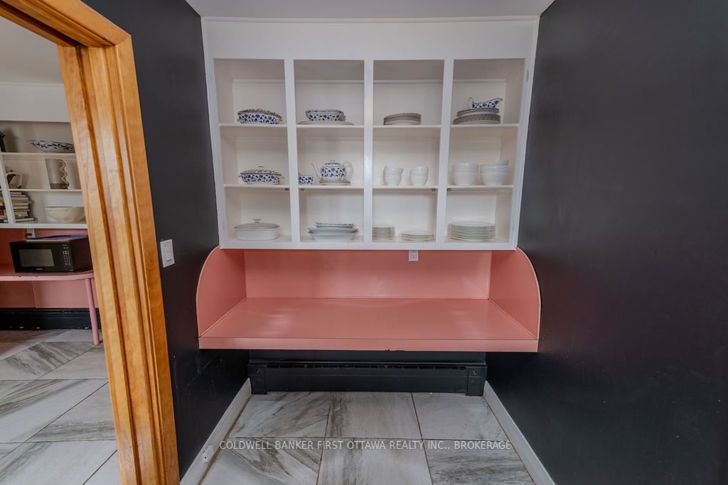10 Brant Avenue Property Photo 15