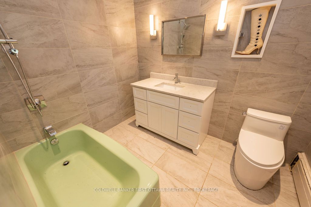 10 Brant Avenue Property Photo 19