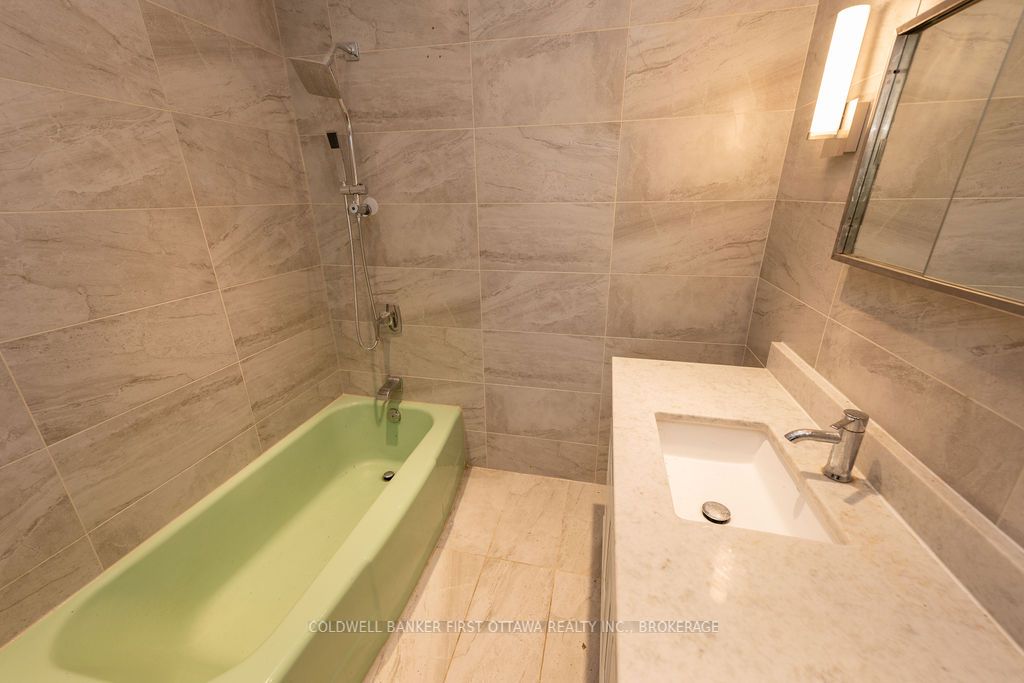 10 Brant Avenue Property Photo 20