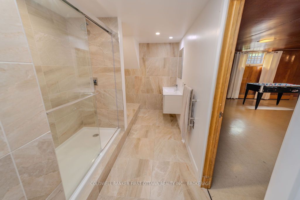 10 Brant Avenue Property Photo 31